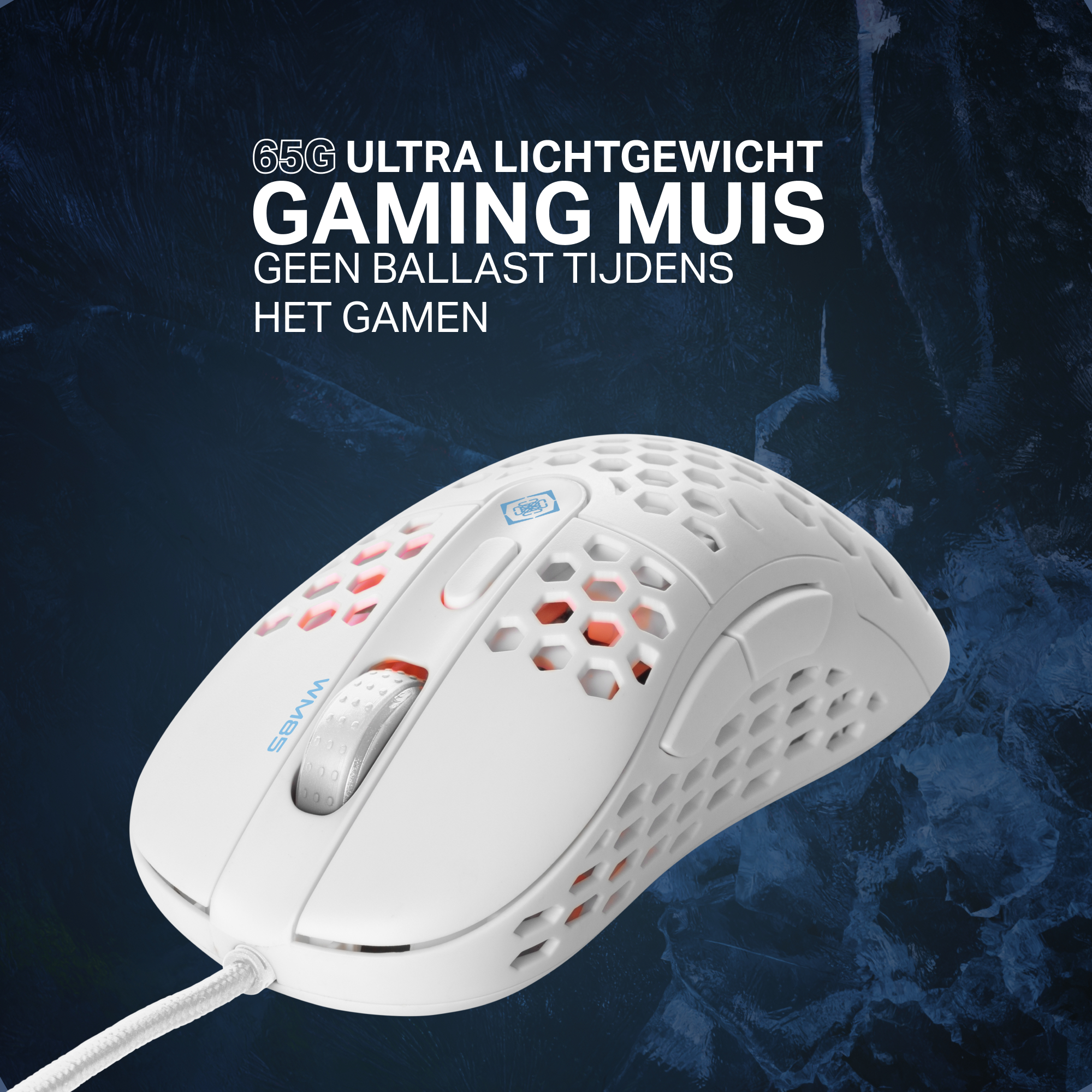 Weiße Gaming-Maus mit Wabenmuster, roten Akzenten und weißem Kabel. Text: Gaming Maus.