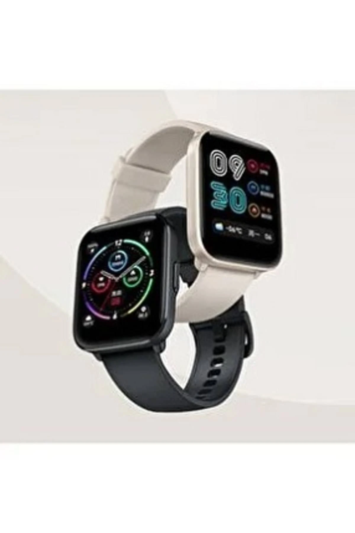 Zwei Smartwatches, eine schwarz und eine beige, gestapelt, mit Zeit- und Datenanzeigen.