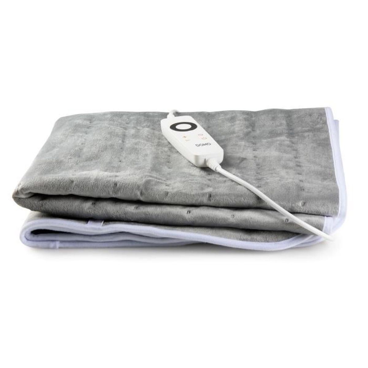Coperta riscaldante elettrica grigia piegata. Un telecomando bianco è sulla coperta. Sfondo bianco.