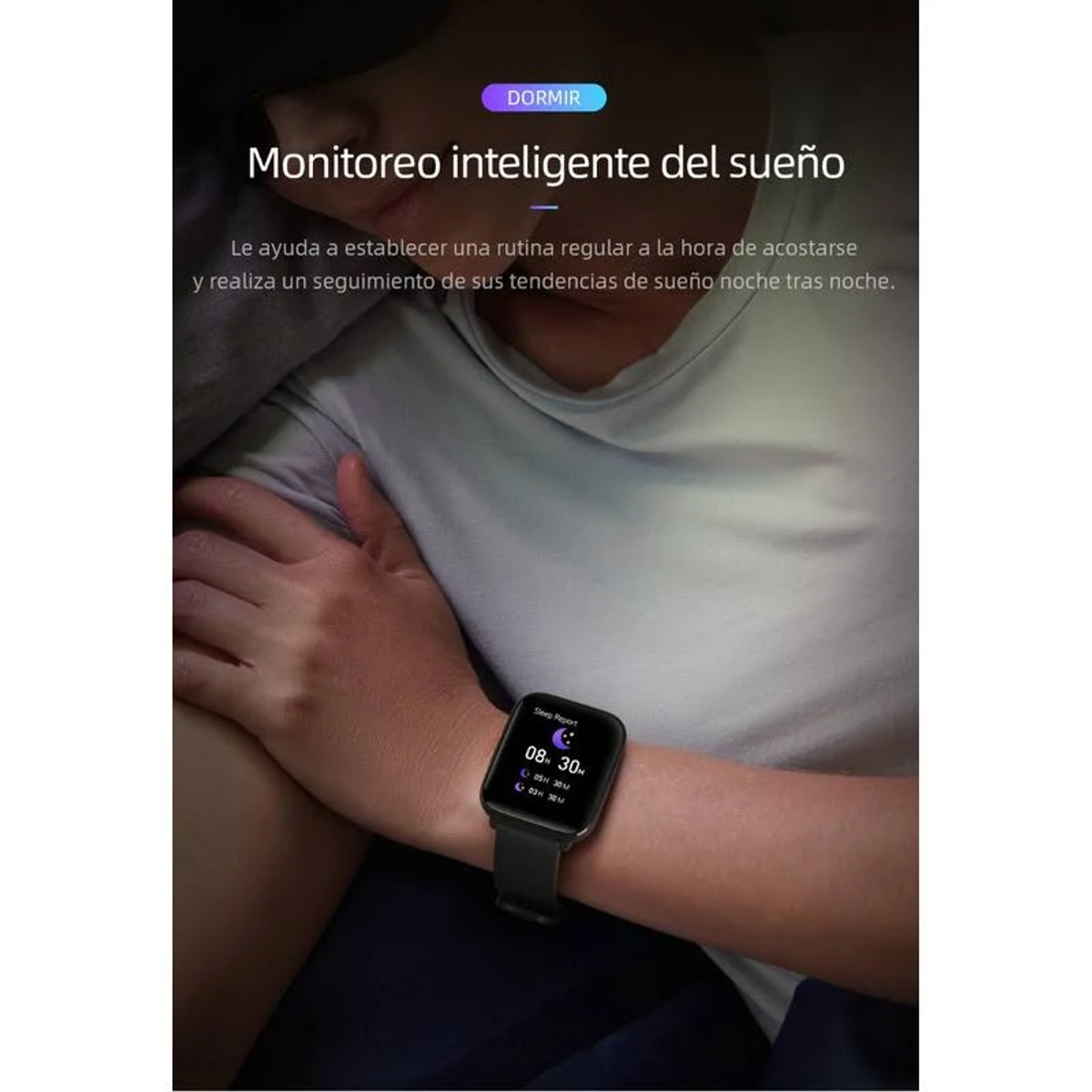 Muñeca con un reloj inteligente que muestra datos de sueño. El fondo muestra a una persona acostada.