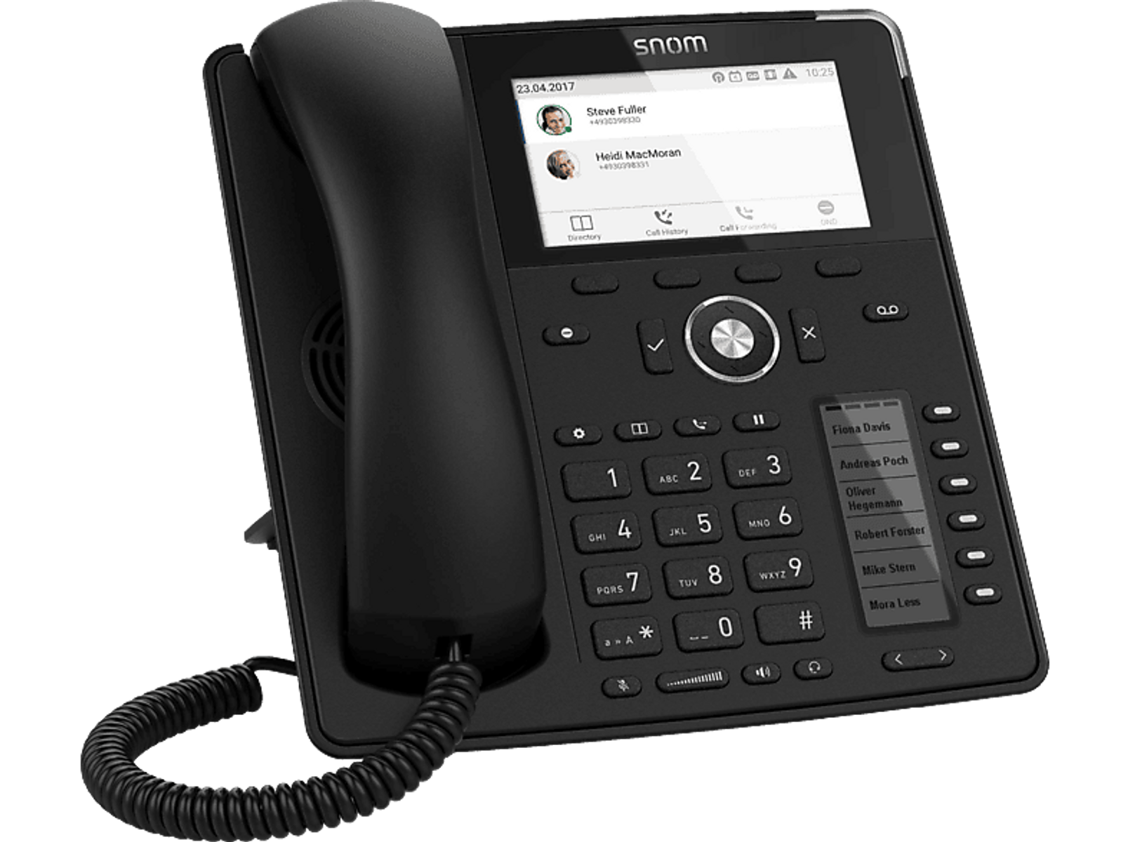 Czarny telefon IP z ekranem wyświetlającym kontakty. Telefon ma słuchawkę i liczne przyciski.