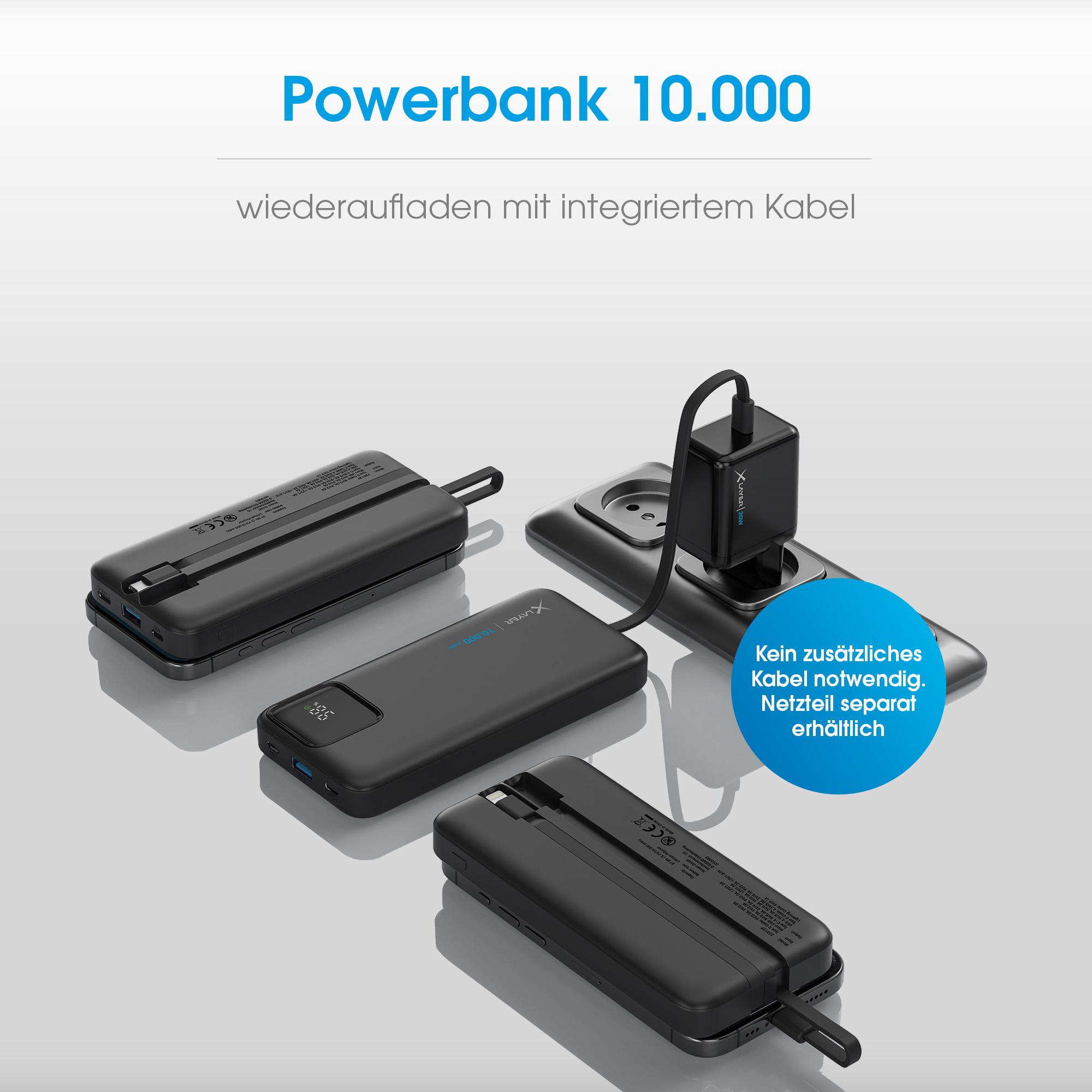 Schwarze Powerbanks mit Ladestecker in der Steckdose, drei Powerbanks und Text.