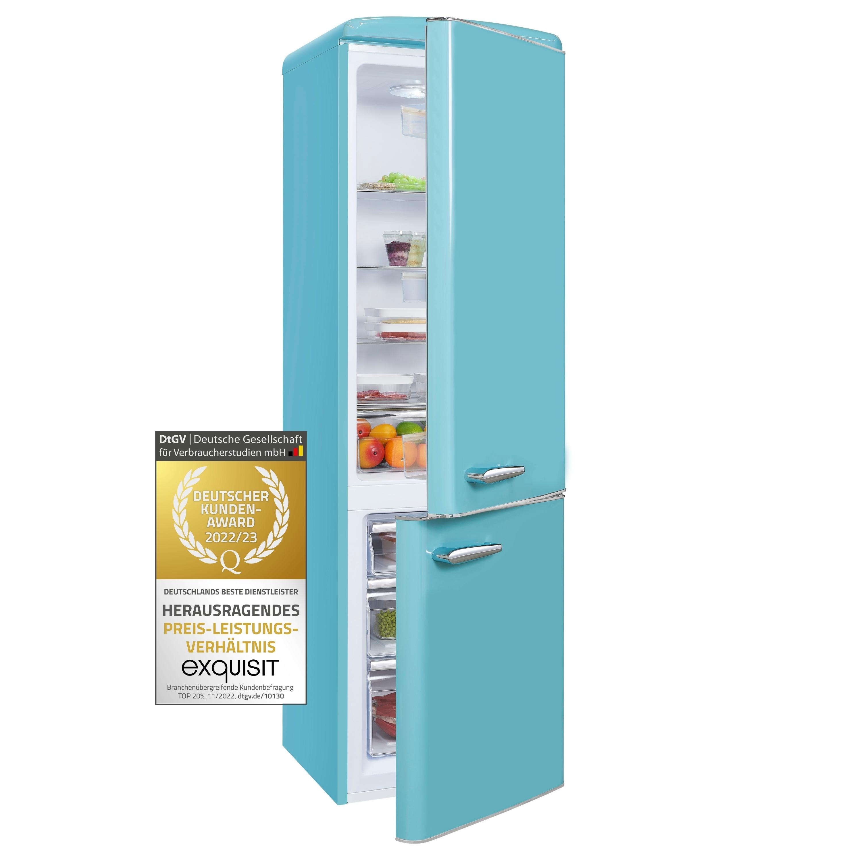 Blauer Retro-Kühlschrank. Zwei Türen, Gefrierfach unten. Aufkleber: 'Exquisit'. Geöffnete Tür.