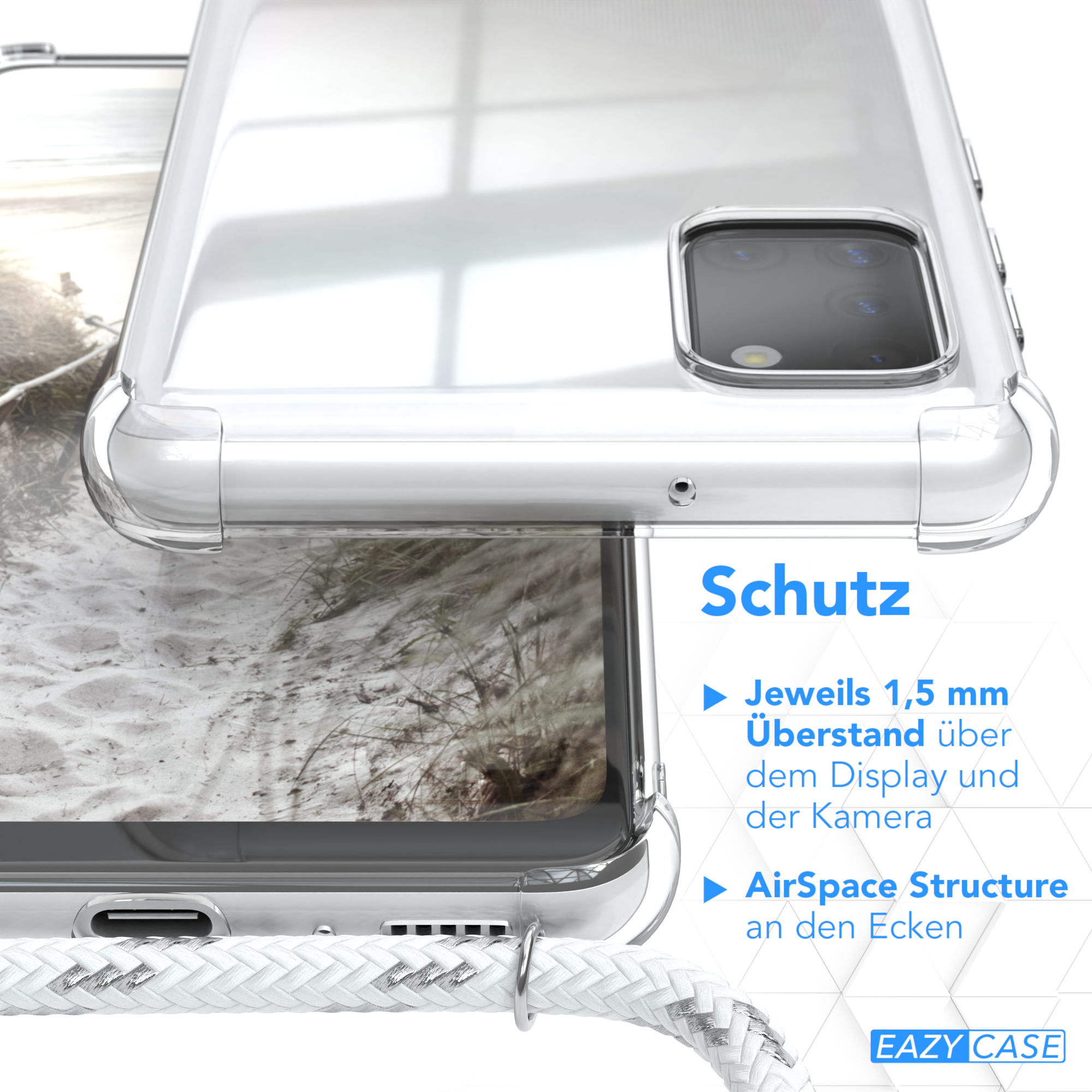 Transparente Handyhülle auf sandähnlicher Oberfläche, mit weißem geflochtenem Ladekabel. Text auf Deutsch.