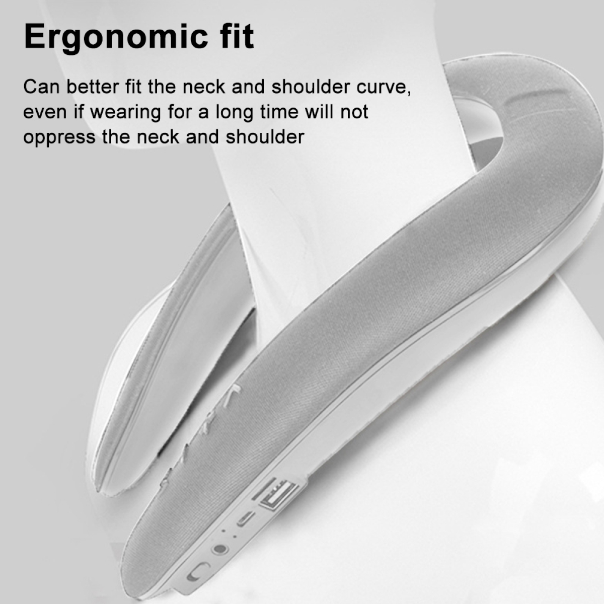 Nahaufnahme eines Nackenlautsprechers. Es ist grau und weiß. Text sagt: 'Ergonomische Passform'.