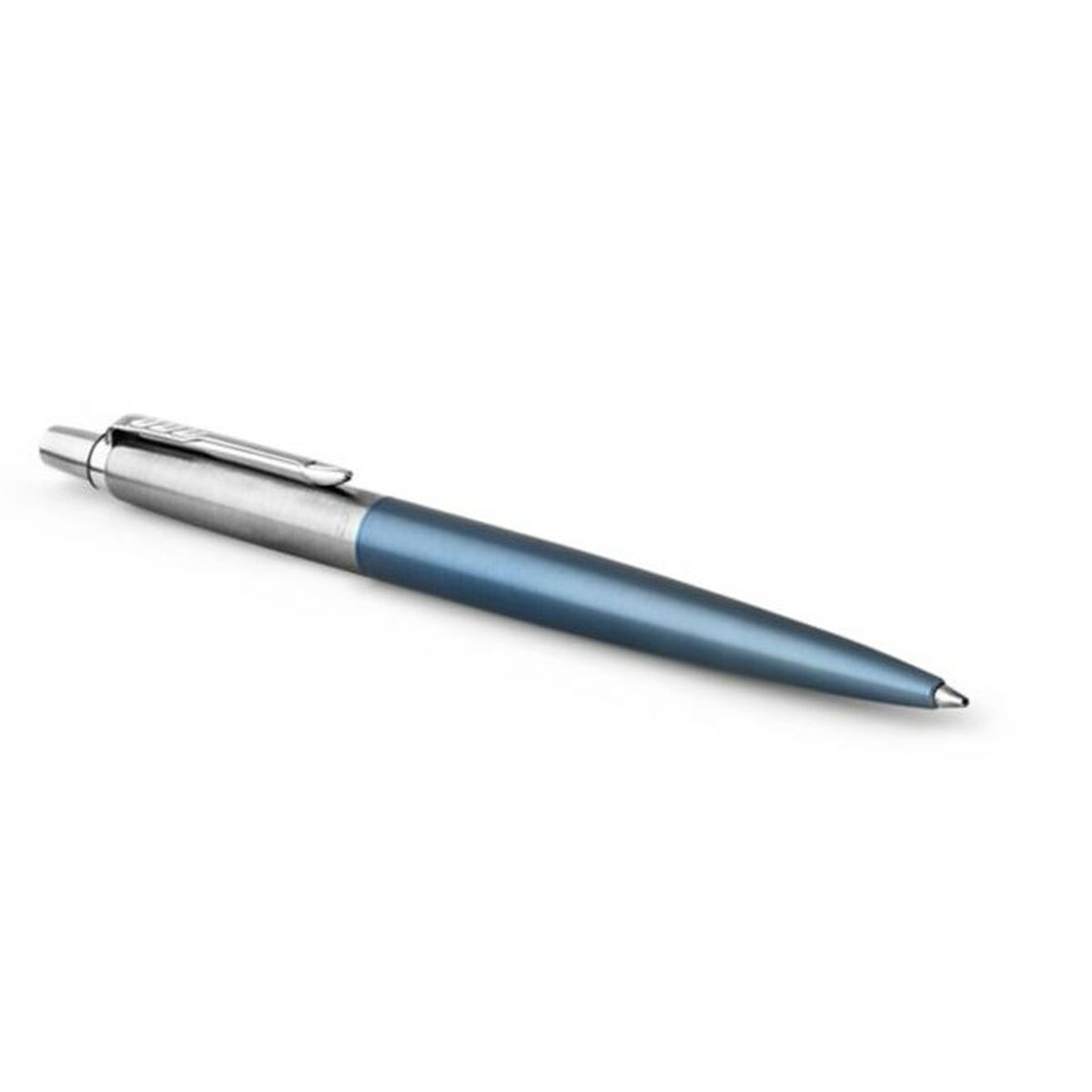 Ein blauer und silberner Stift auf weißem Hintergrund.