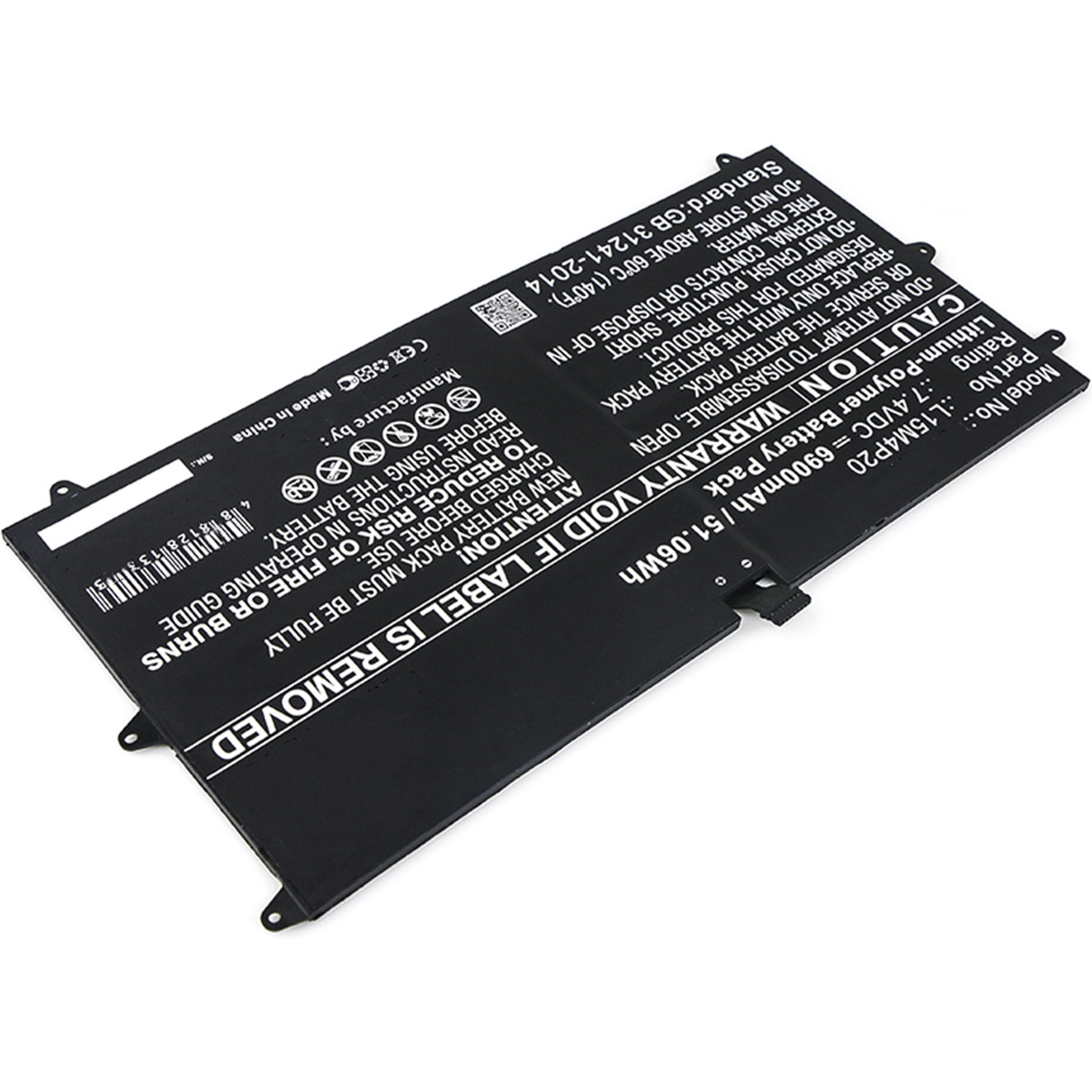 Batteriepack. Schwarz mit Warnhinweisen. Text und Codes sichtbar. Weißer Hintergrund.