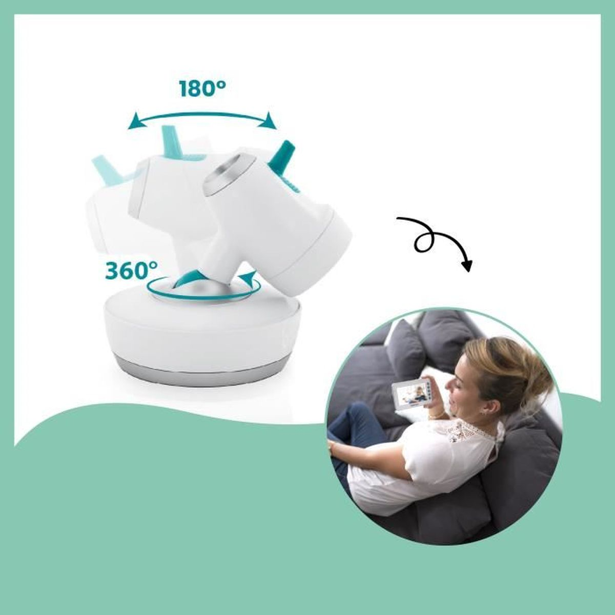 Babyphone in Weiß und Türkis mit einer Frau auf dem Sofa, die auf ein Tablet schaut.