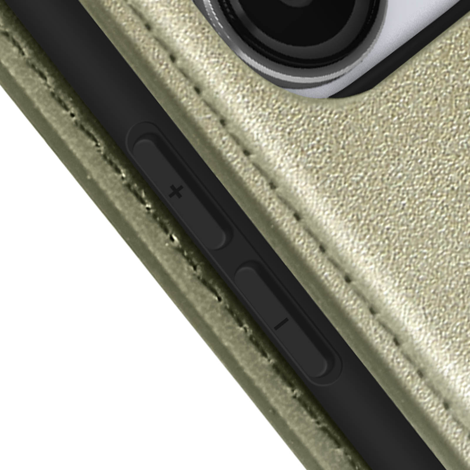 Primo piano del lato del telefono con i pulsanti del volume. Il telefono è in una custodia verde chiaro.