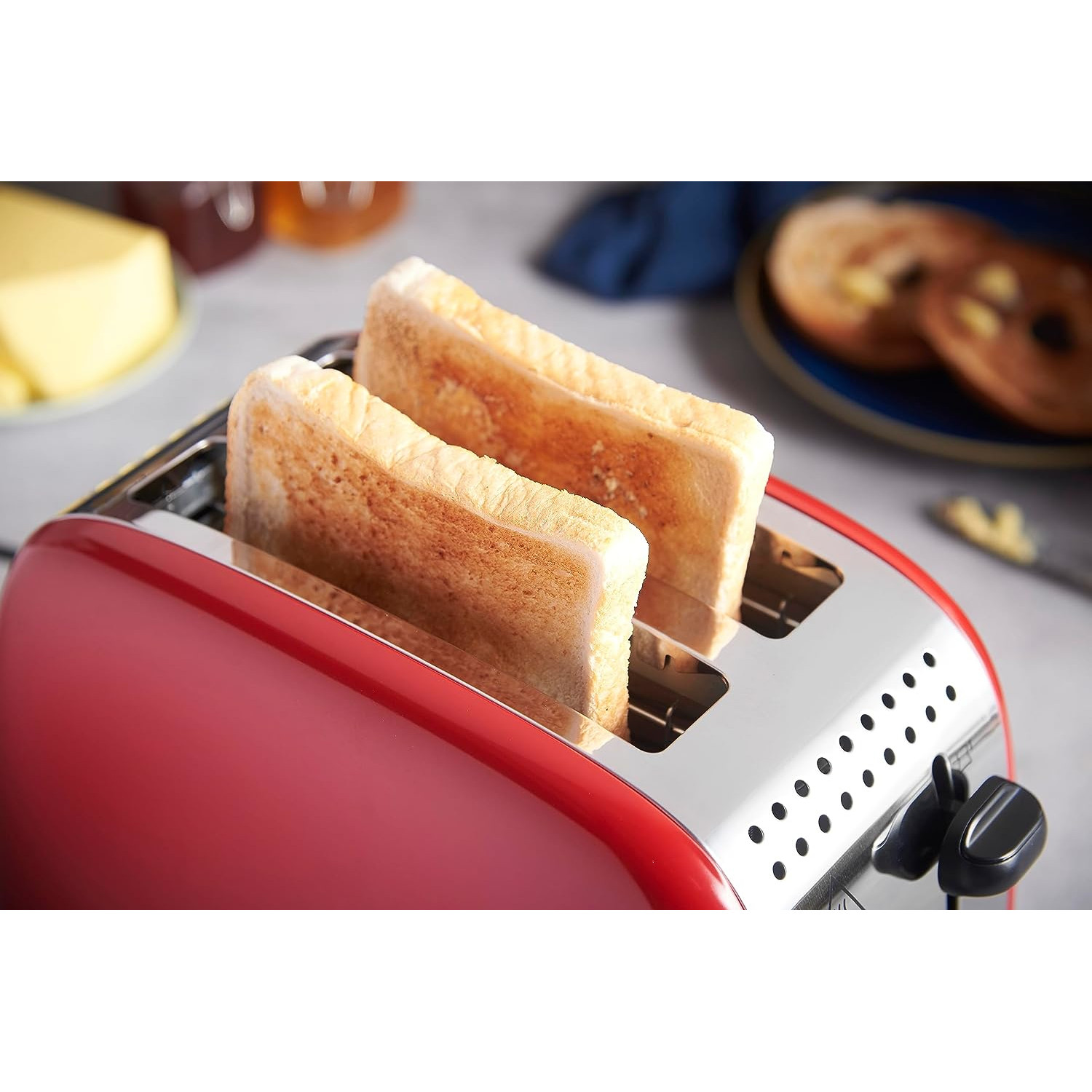 Colours Plus RUSSELL Schlitze: (1600 Rot HOBBS Toaster 26554-56 Rot 2) Watt,