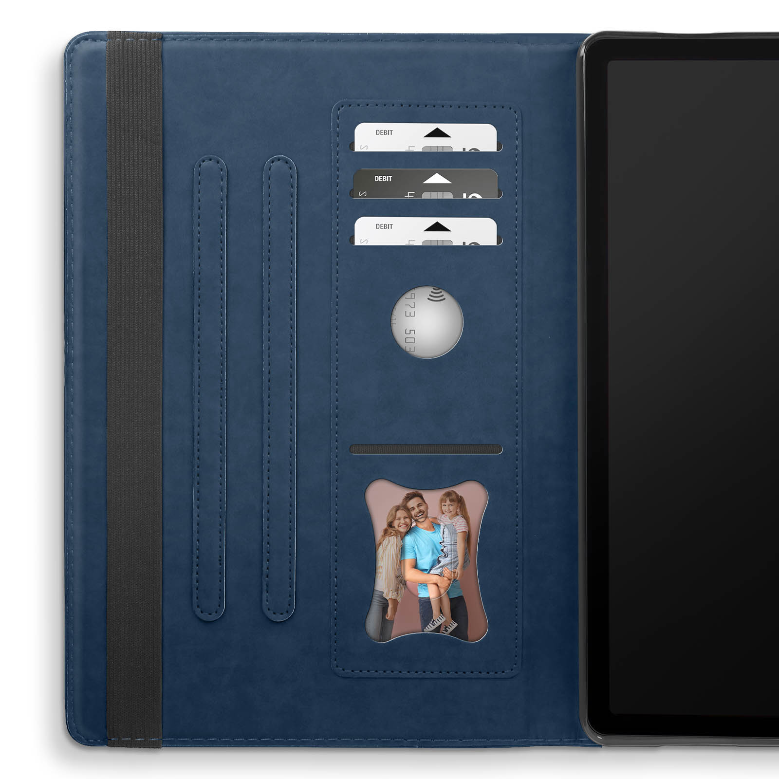 Custodia per tablet blu aperta, con fessure per carte e una foto di famiglia.