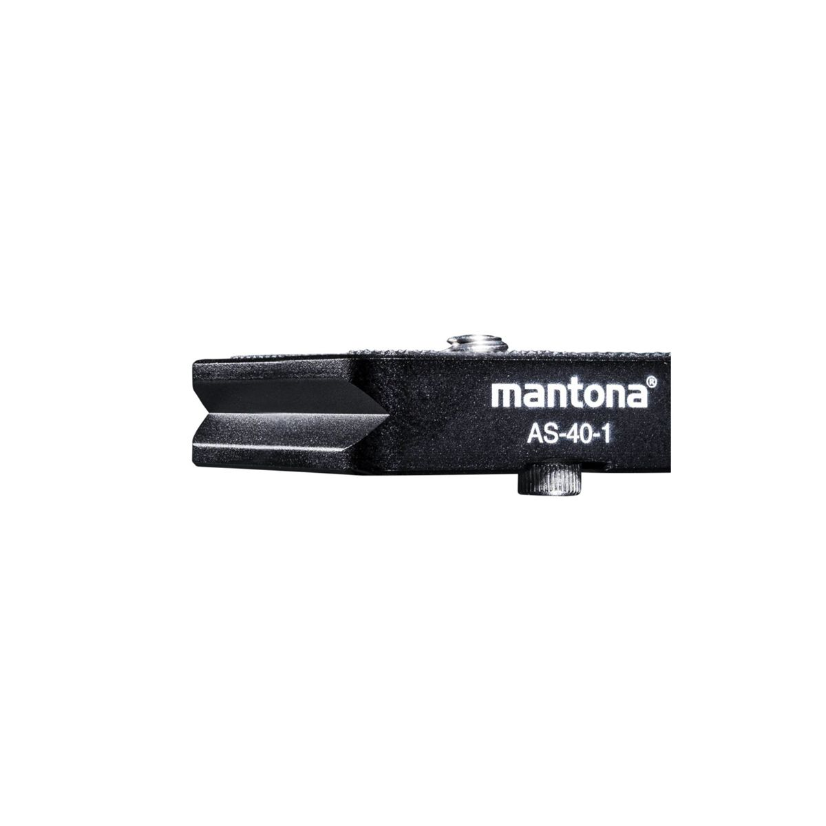 Eine schwarze, abgewinkelte Schnellwechselplatte für ein Stativ, mit der Marke mantona.