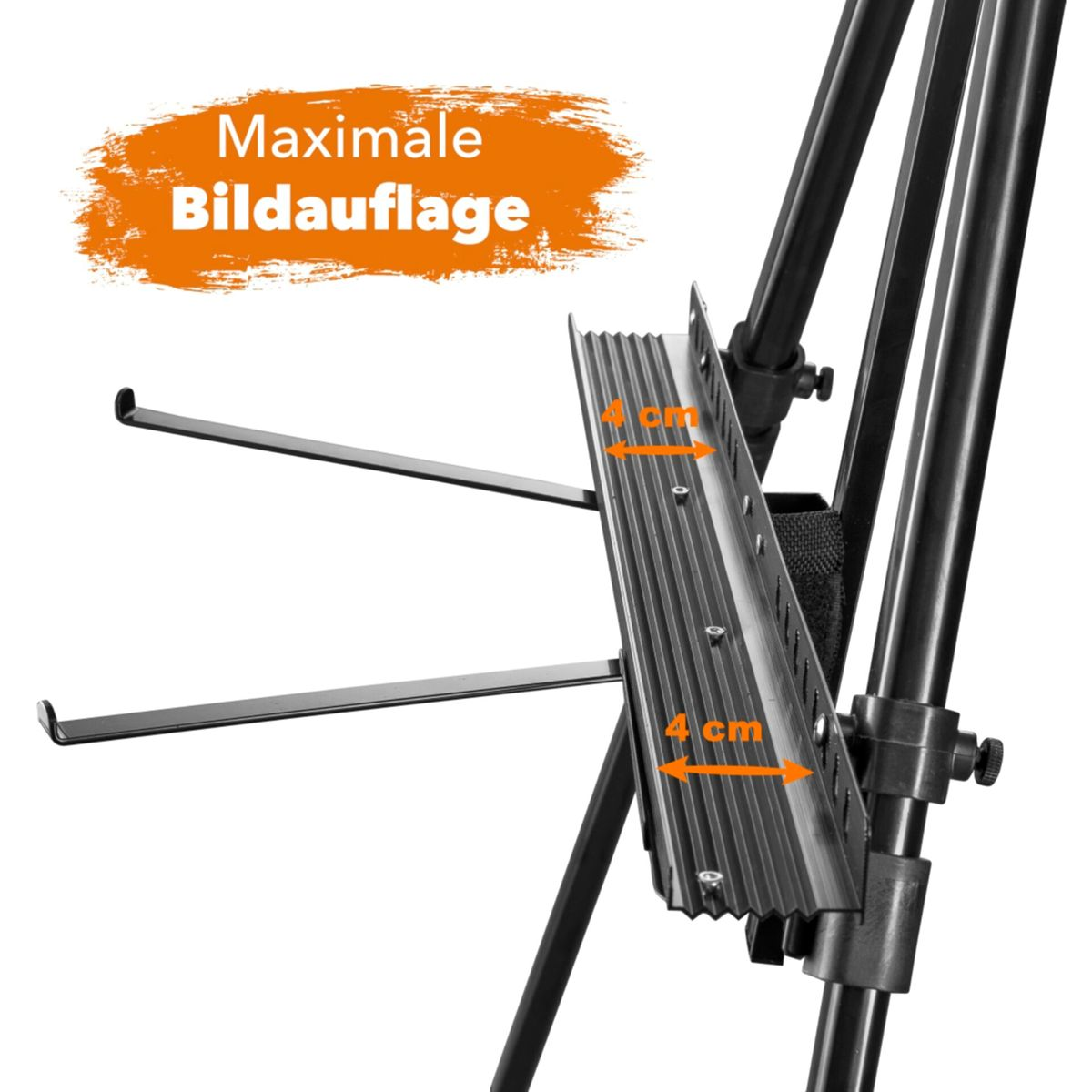 Nahaufnahme einer Metallstaffelei. Die verstellbare Halterung ist mit 4 cm beschriftet. Der Text lautet "Maximale Bildauflage".