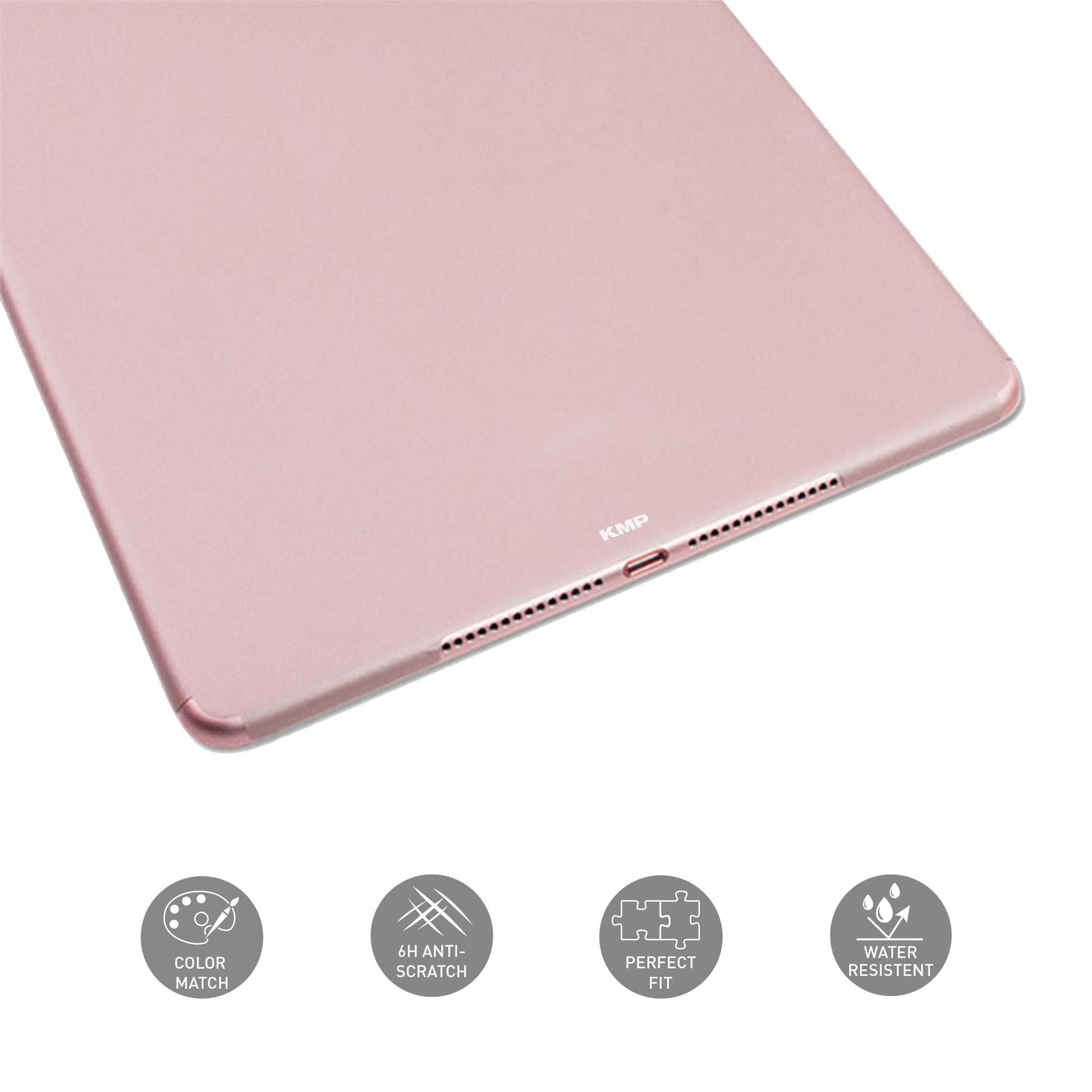 Ein rosafarbenes Tablet mit KMP-Logo und Icons für Farbabgleich, Kratzfestigkeit, Passform und Wasserbeständigkeit.