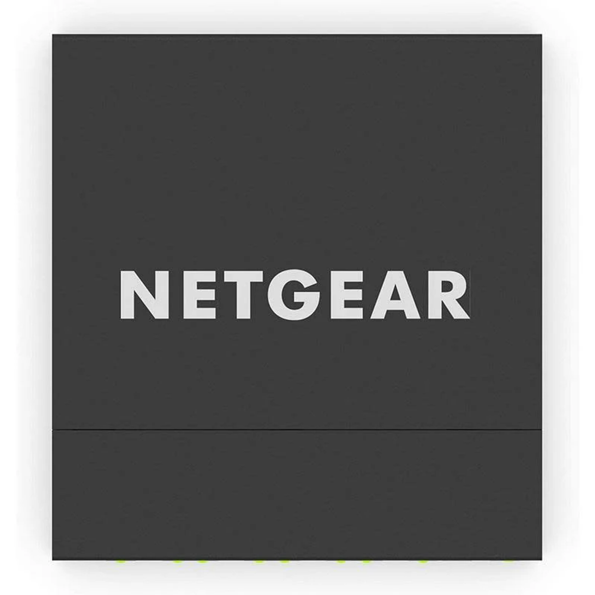Przełącznik sieciowy, widok z góry, czarny z napisem NETGEAR w białych literach.