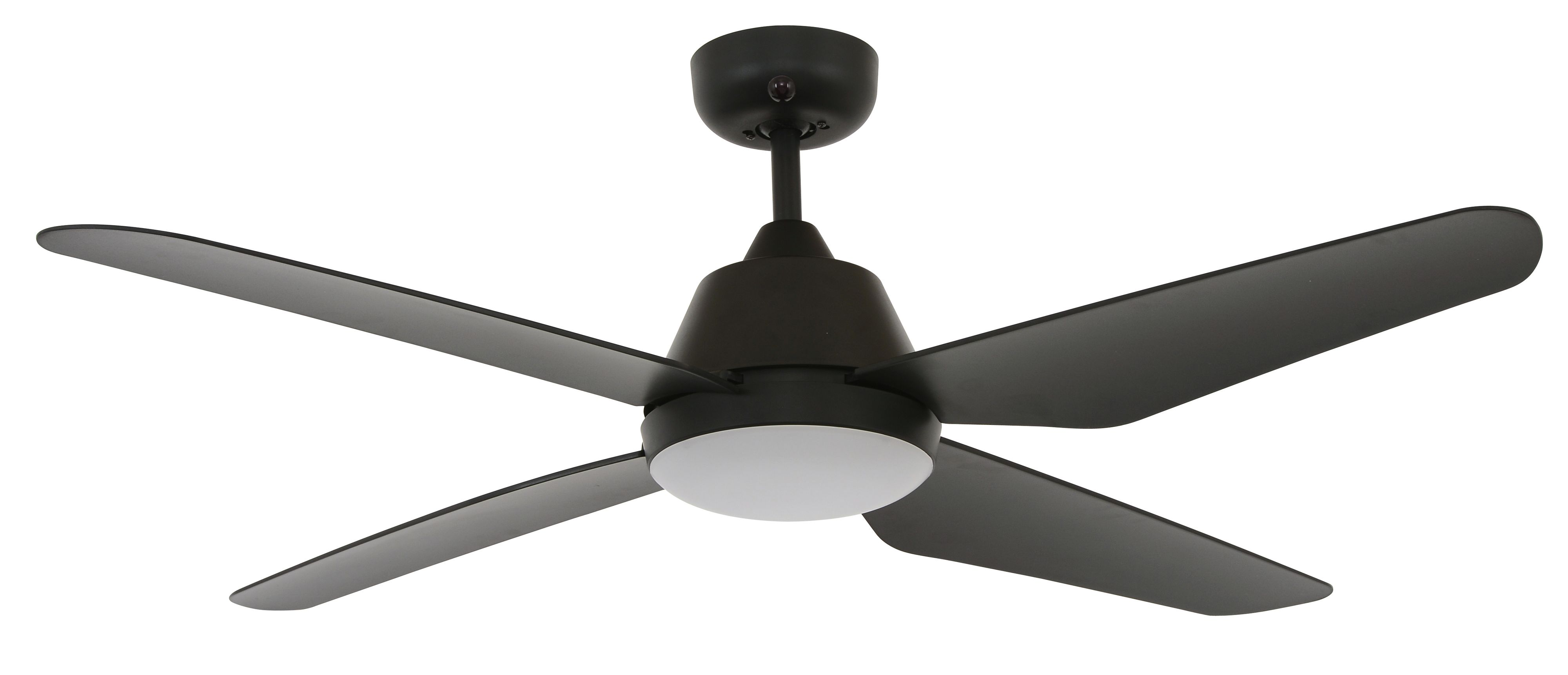 Ventilatore da soffitto nero con quattro pale e luce centrale. Lo sfondo è bianco.