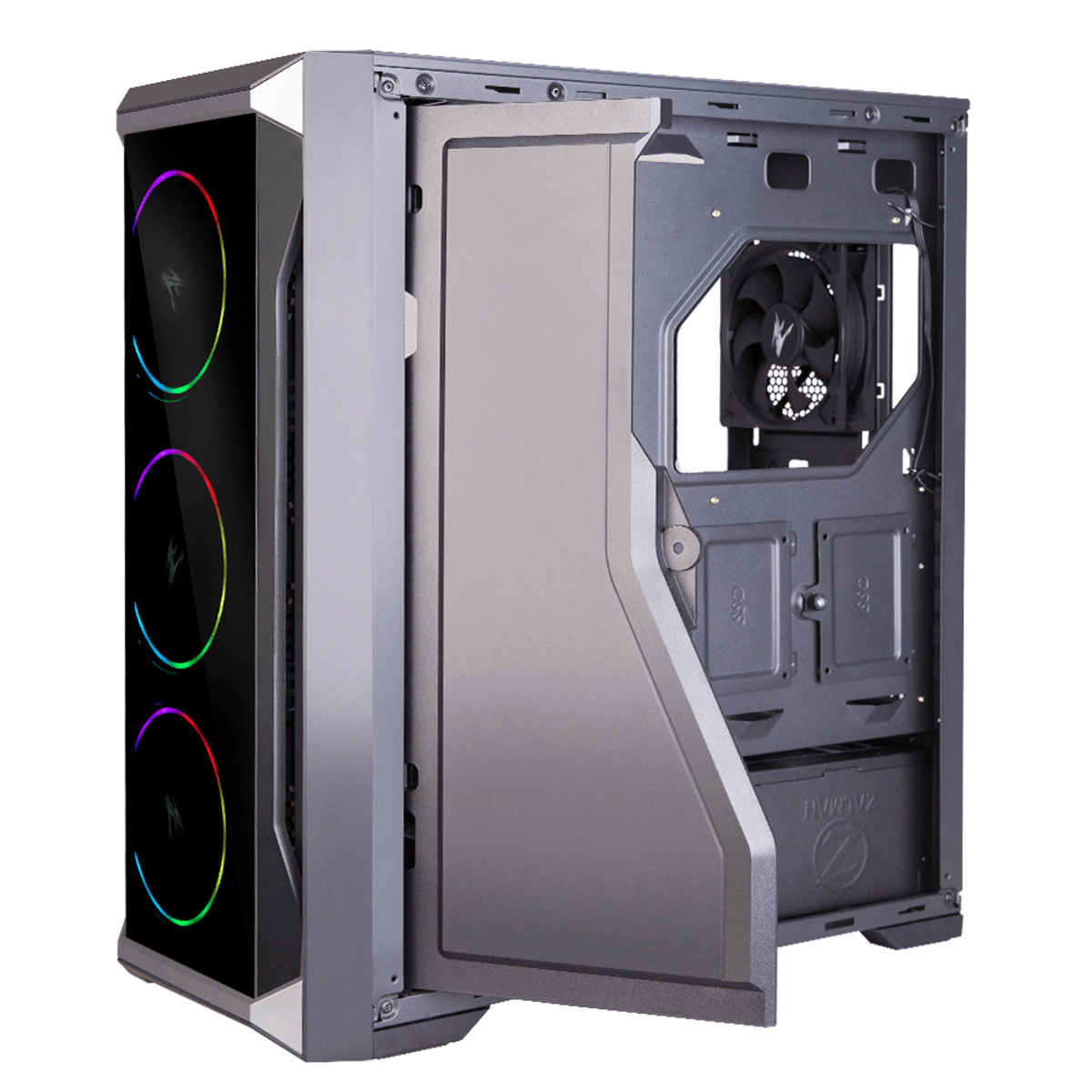 Boîtier PC argenté avec panneau latéral ouvert, révélant les composants internes et un ventilateur.