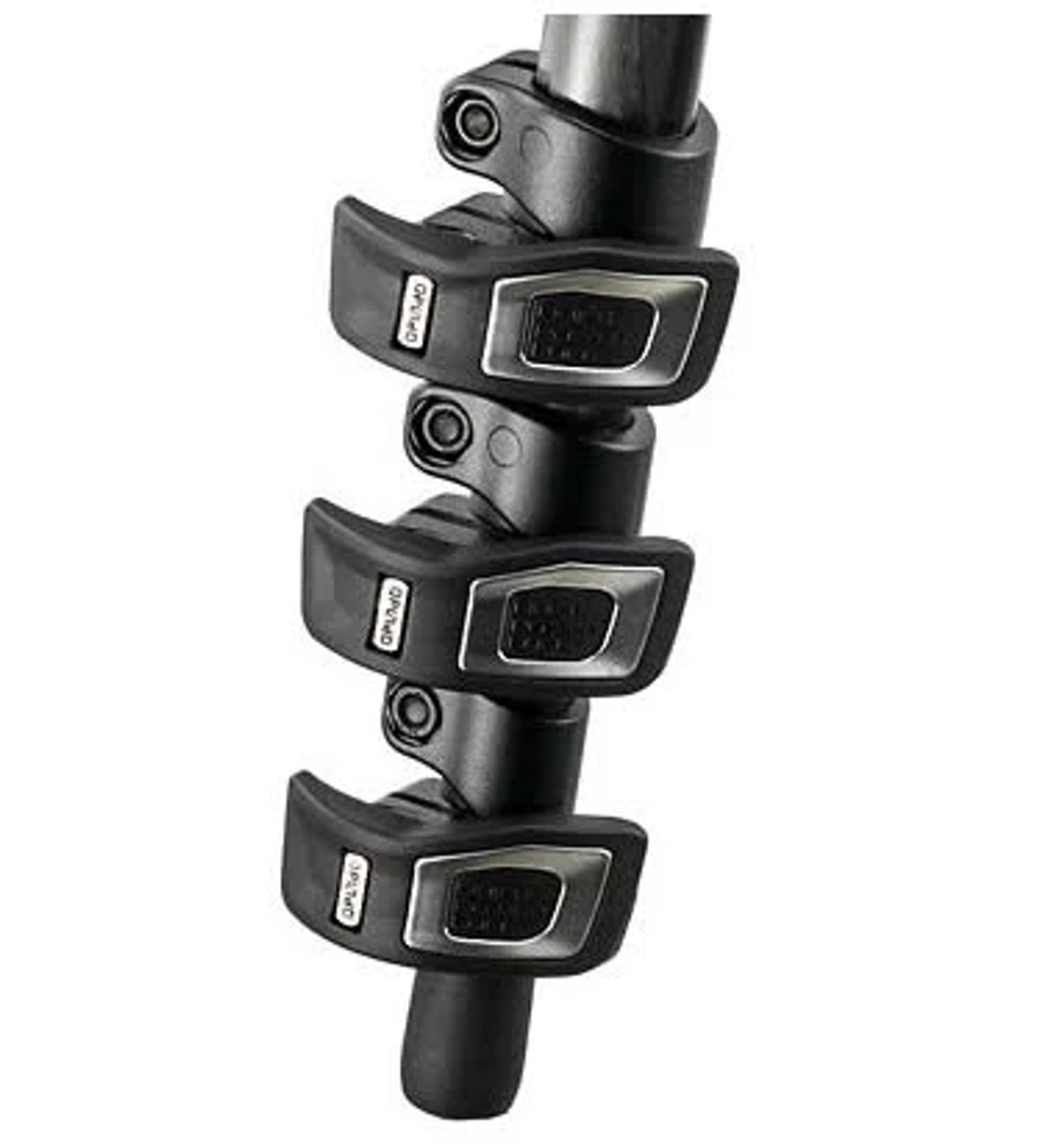 Zbliżenie czarnych przegubów nóg statywu ze srebrnymi akcentami.