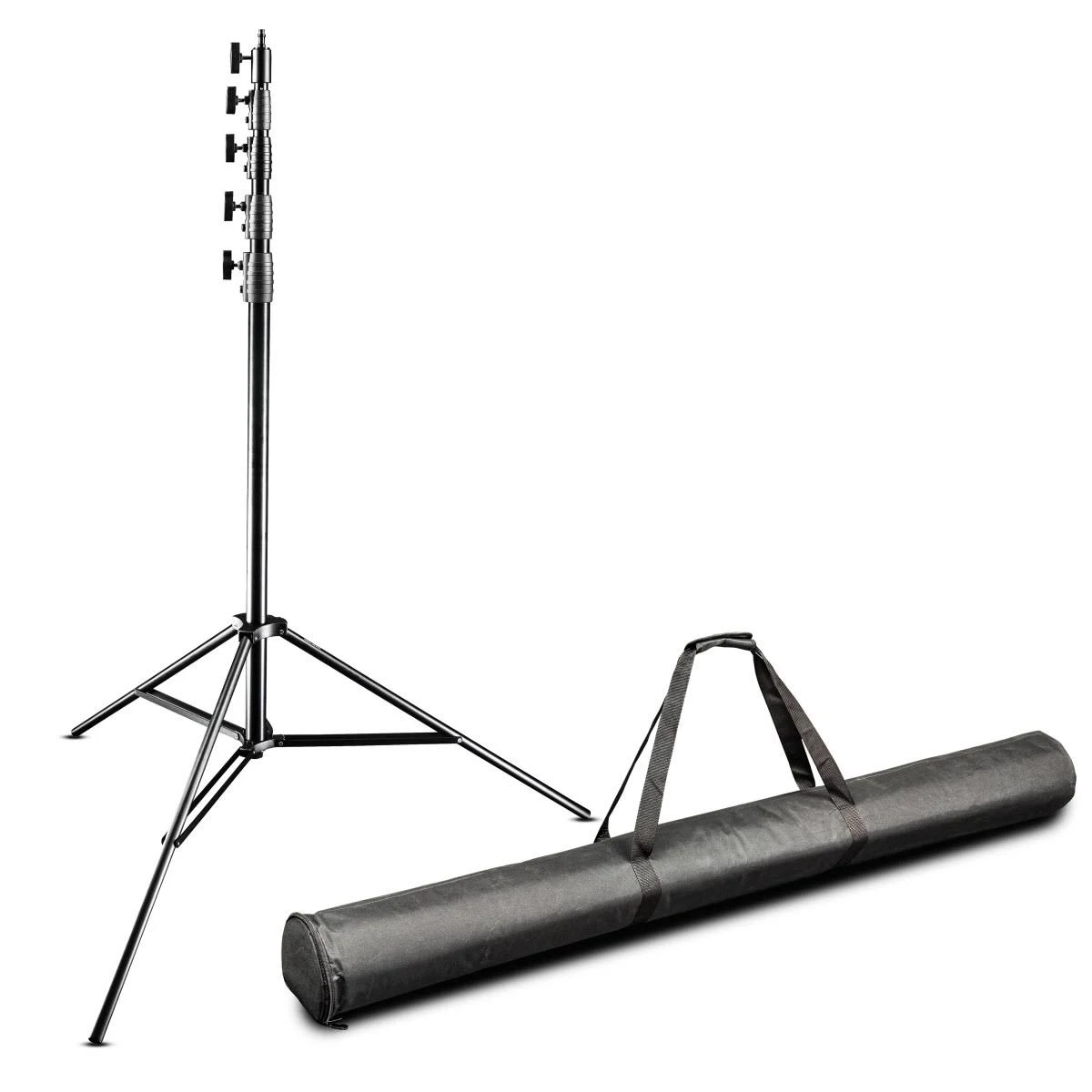 Stativ und eine Tragetasche. Das Stativ ist schwarz und im Studio. Weißer Hintergrund.