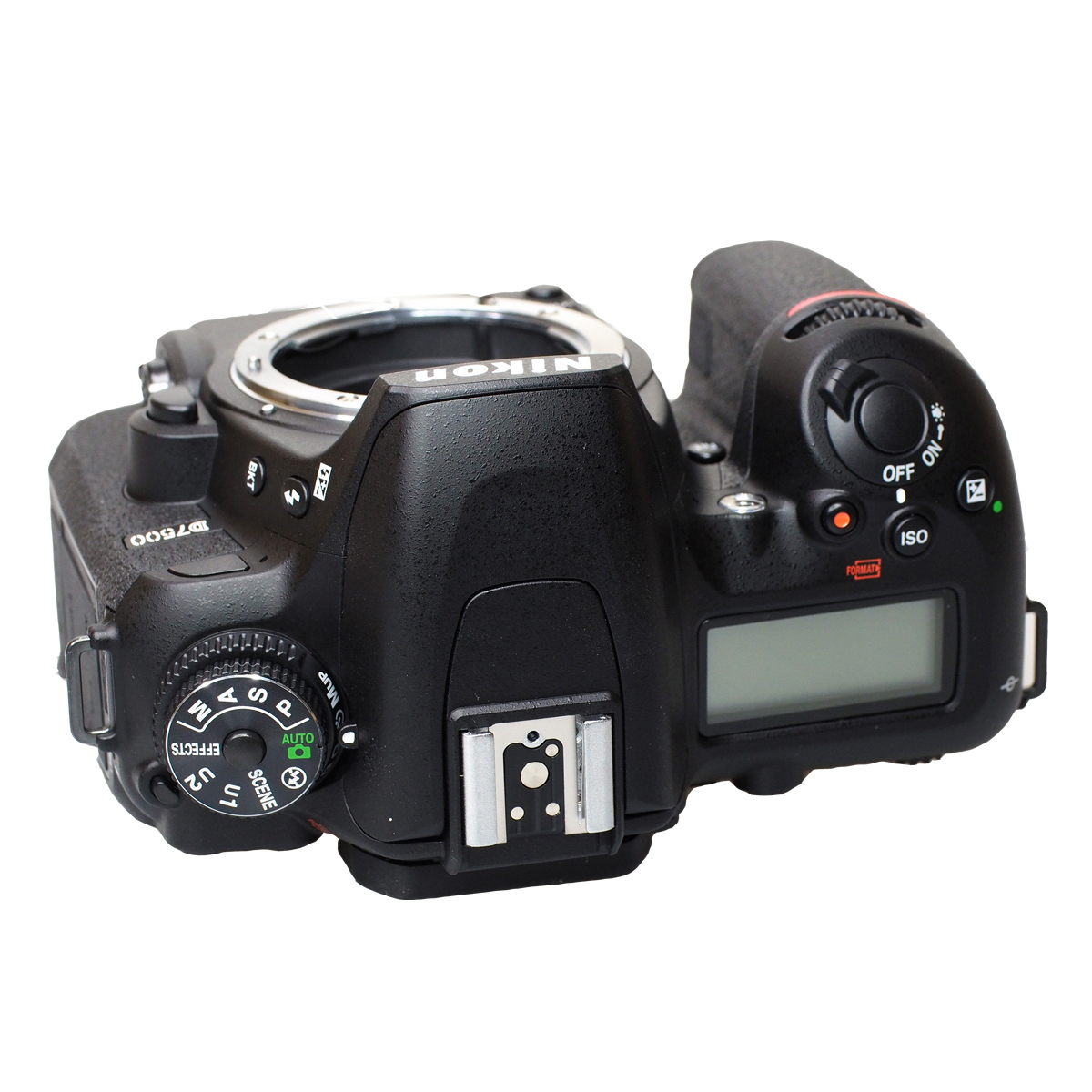 Eine schwarze Nikon D7500 Kamera. Draufsicht. Wählscheiben, Knöpfe und ein Display sichtbar.
