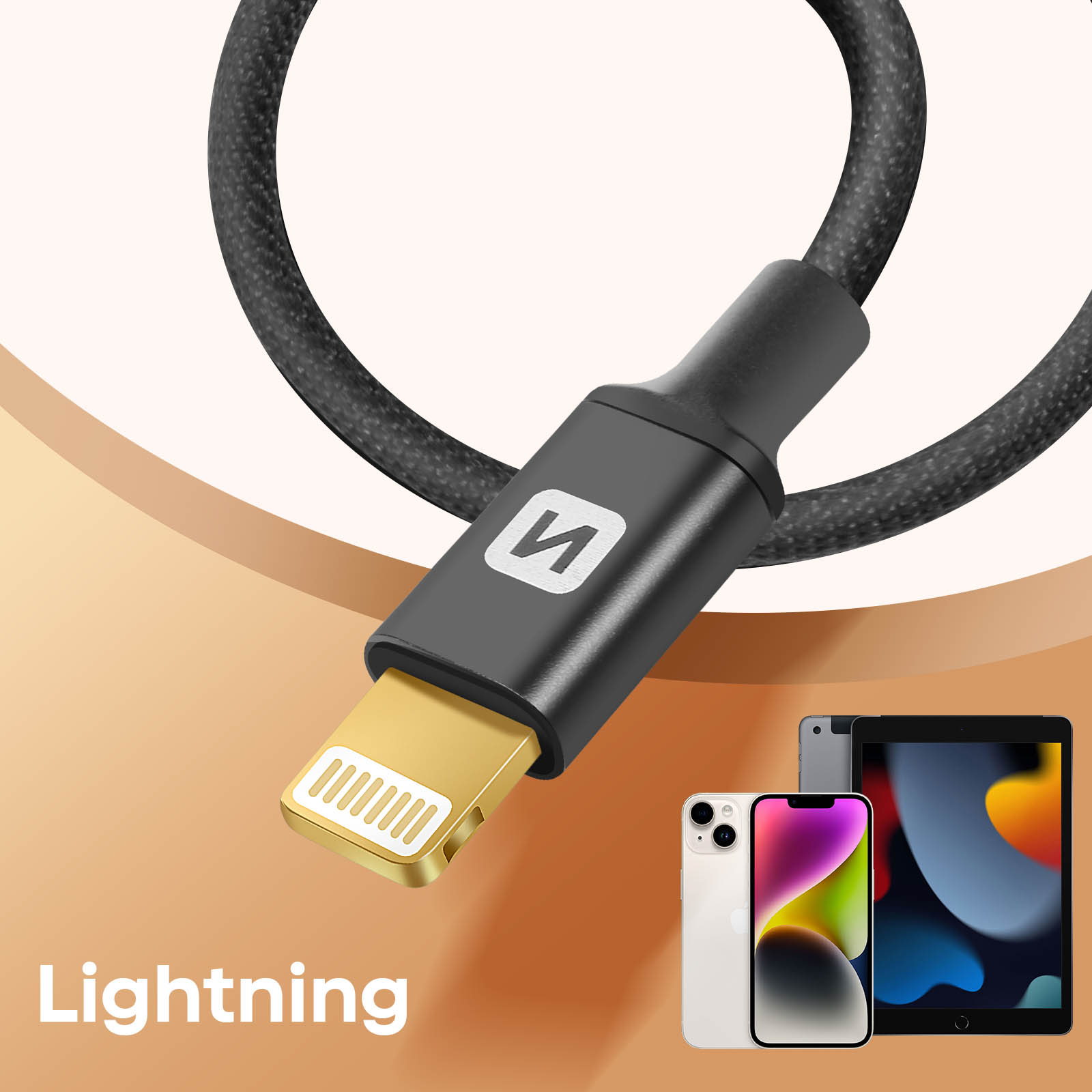 Lightning-Kabel mit Stecker und Telefon/Tablet. Schwarzes Kabel und weißer Hintergrund.