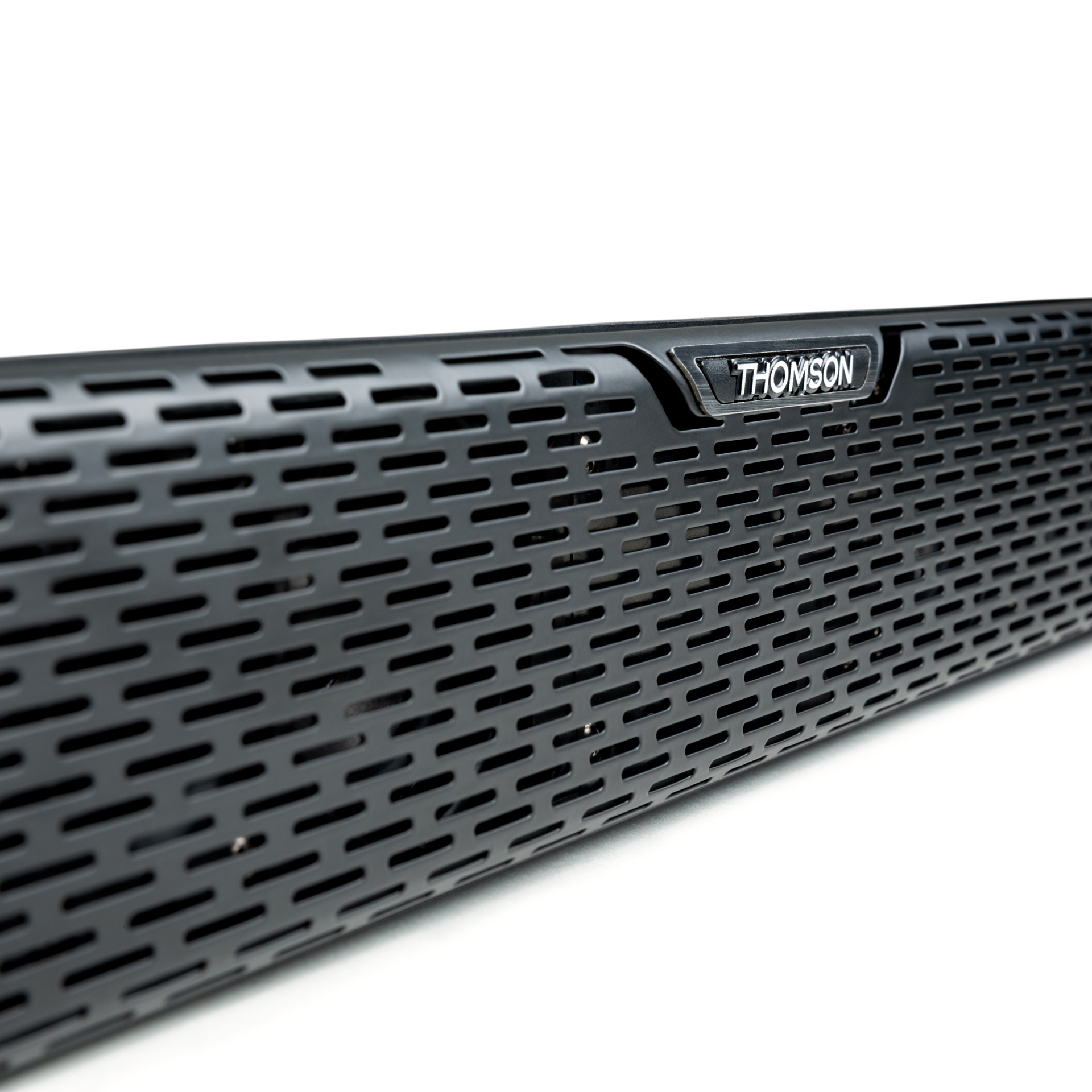 Czarny głośnik z kratownicą i logo THOMSON na białym tle.