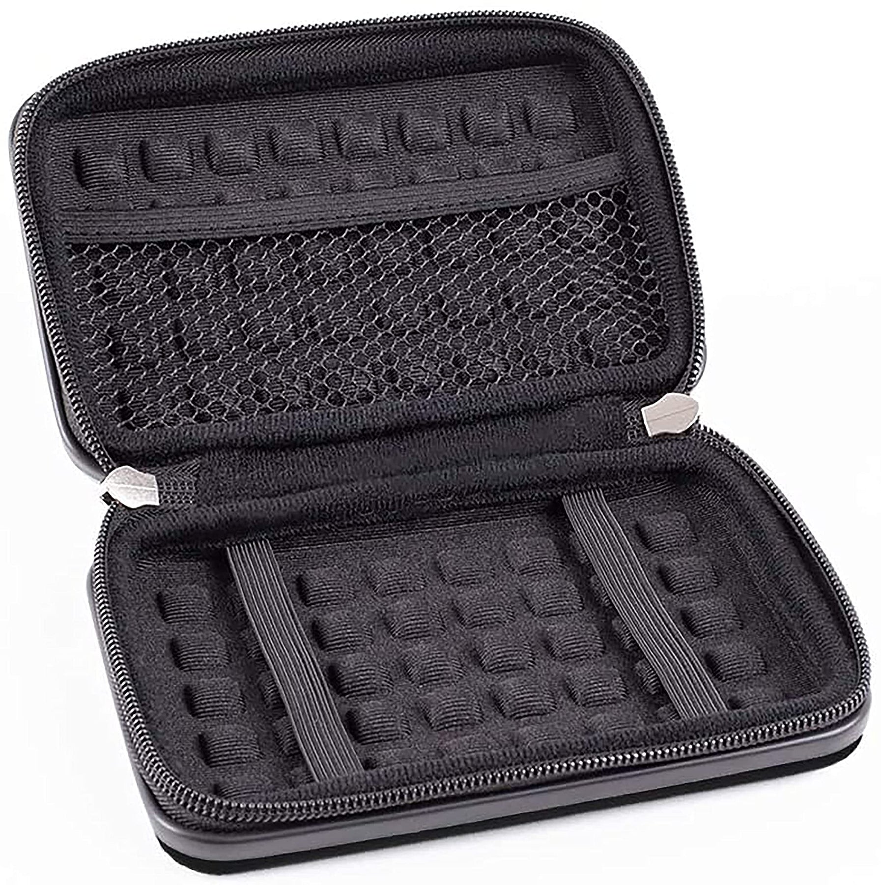 Schwarze, offene Reisetasche mit Netztasche und Gummibändern. Schaumstoff innen.
