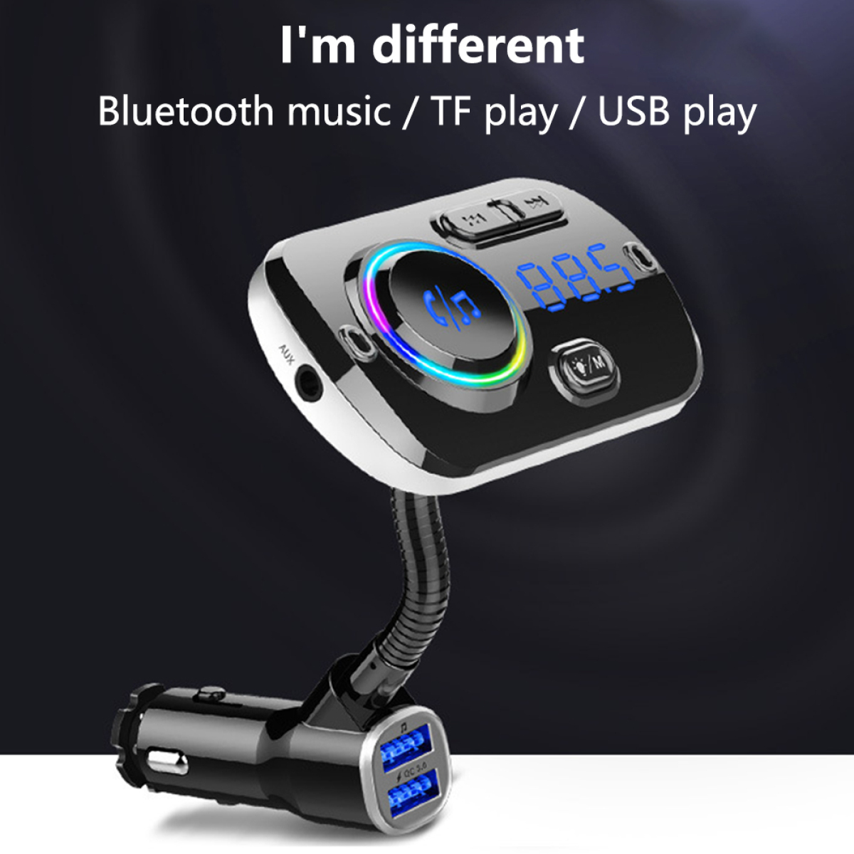 Schwarzer Bluetooth-Adapter für das Auto mit Display und USB-Anschlüssen, auf schwarzem Hintergrund.