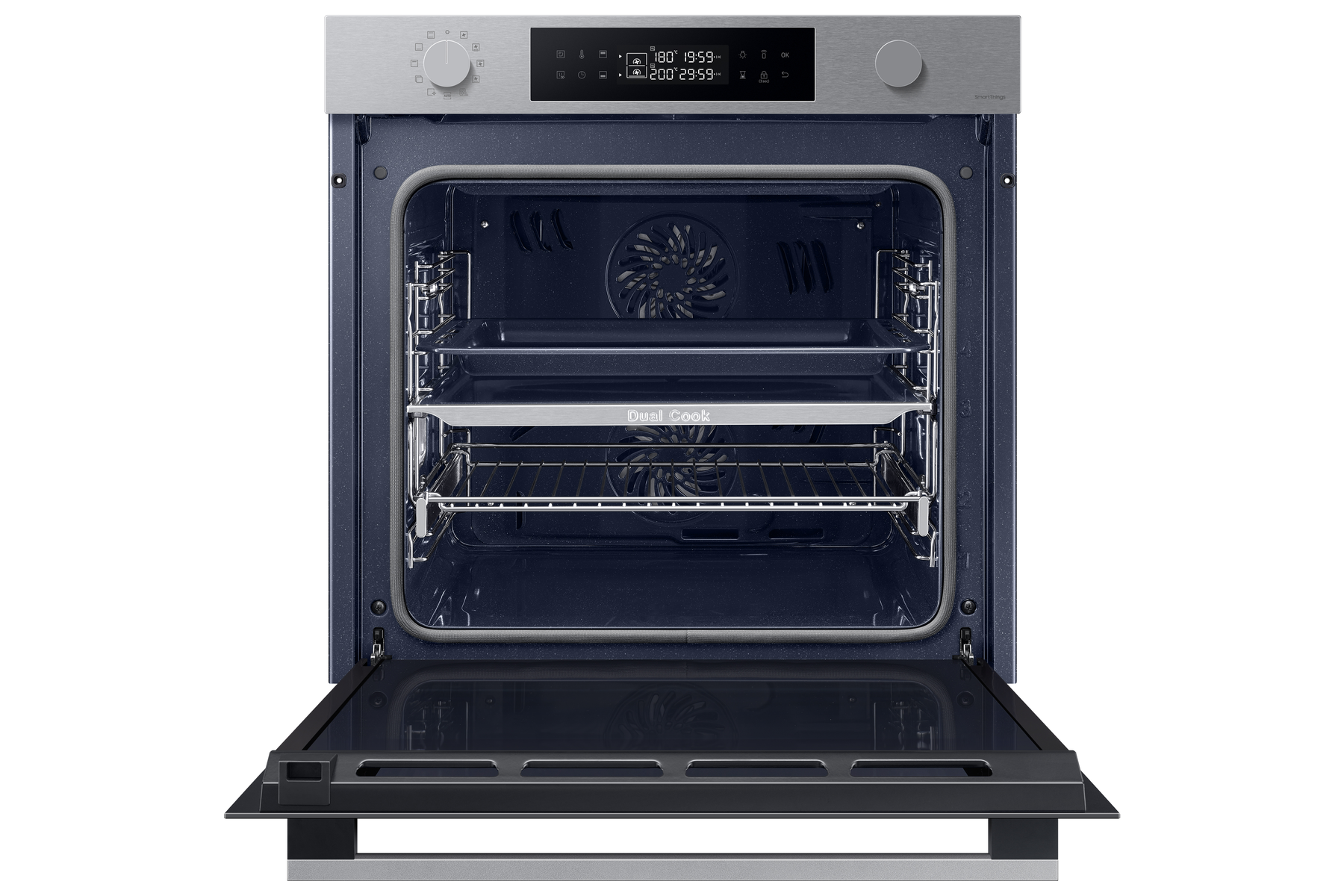 Un horno Samsung abierto con estantes interiores y ventiladores dobles. El horno es plateado y azul.