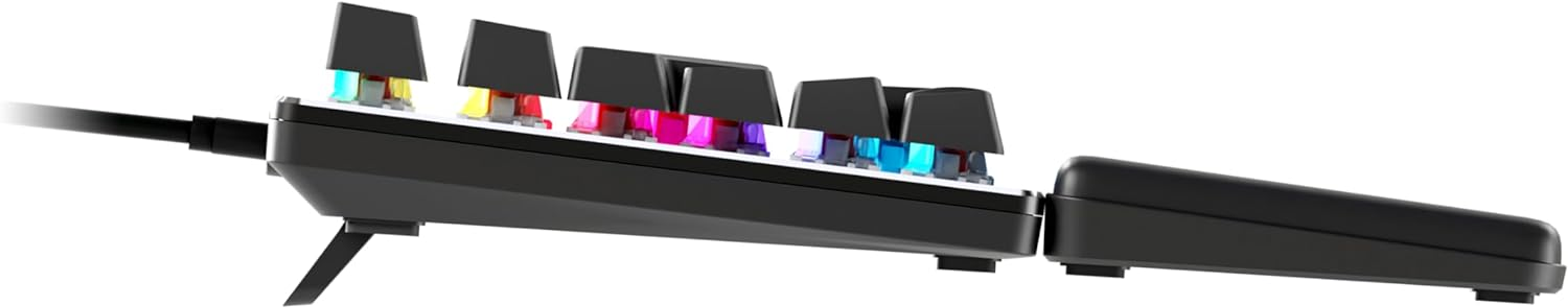 Biała pralka. Białe tło.