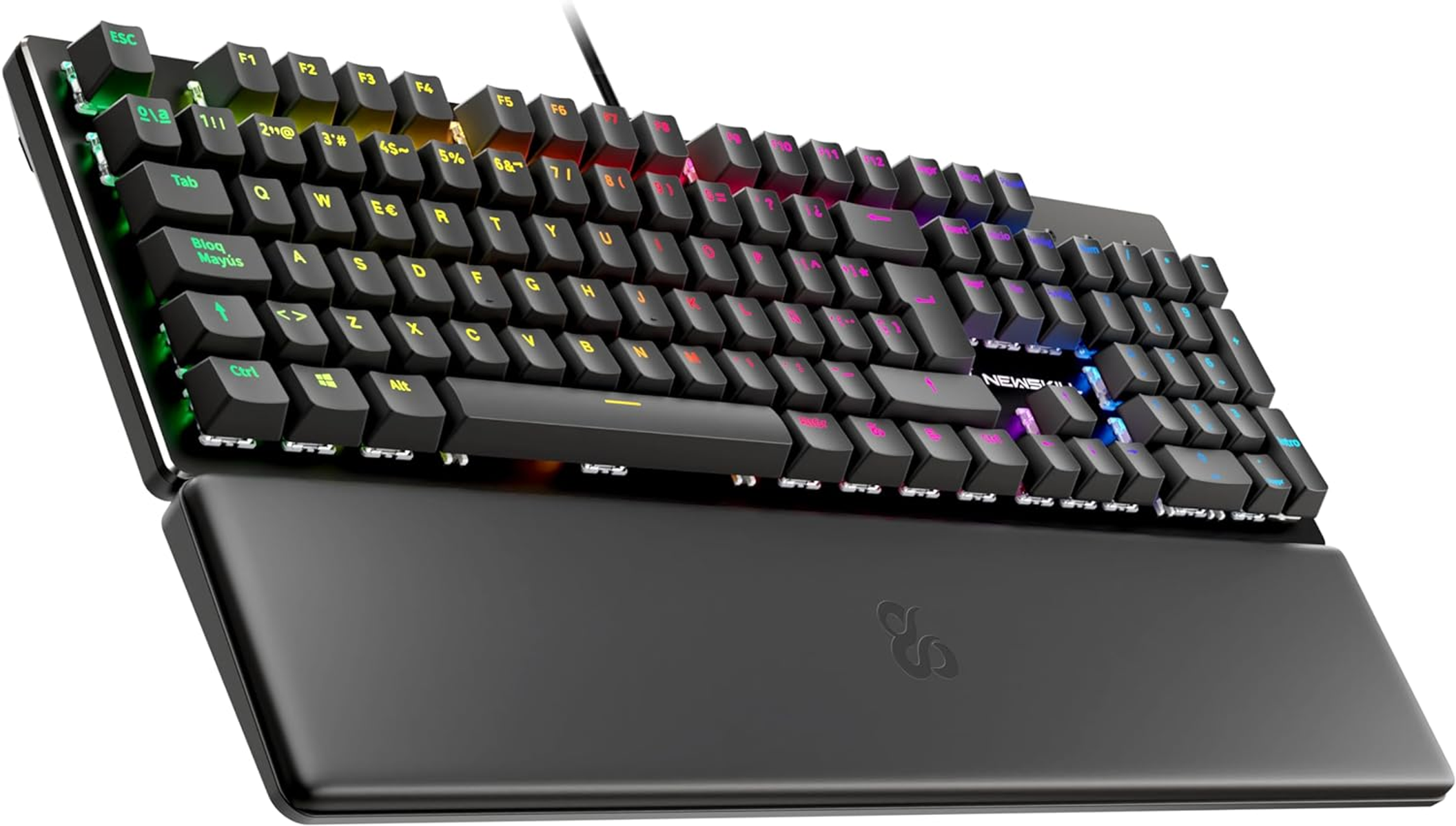 Czarna klawiatura mechaniczna z kolorowymi podświetlanymi klawiszami i podpórką pod nadgarstek. Klawisze są widoczne i opisane.