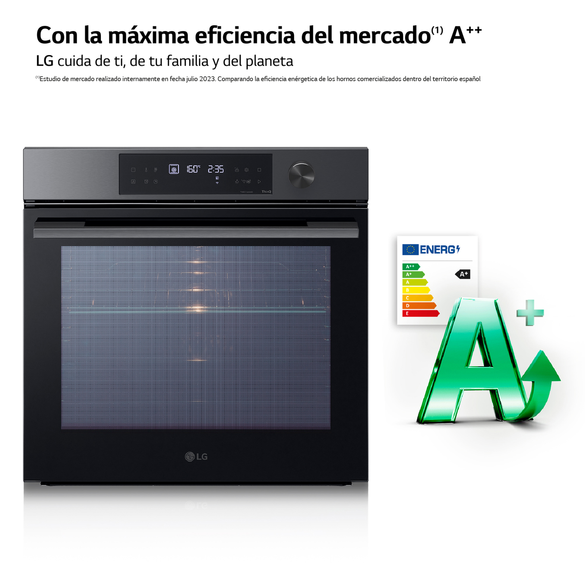 Forno LG nero con display che mostra le impostazioni e etichetta energetica A++. Testo: Massima efficienza.
