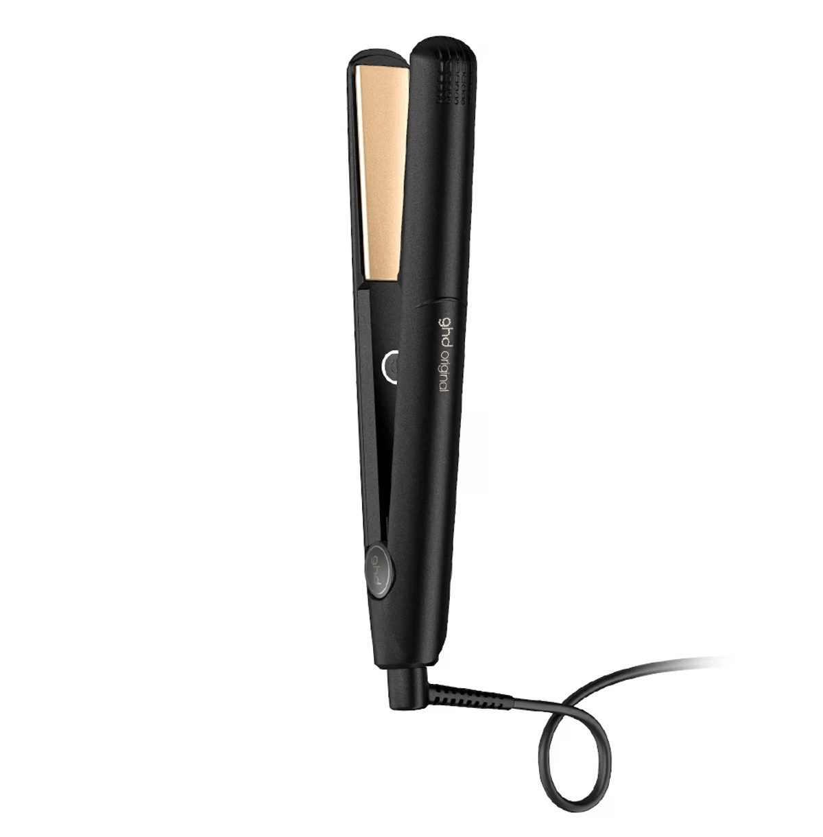 Ein schwarzer GHD-Haarglätter mit goldenen Platten, Kabelanschluss und weißem Hintergrund.