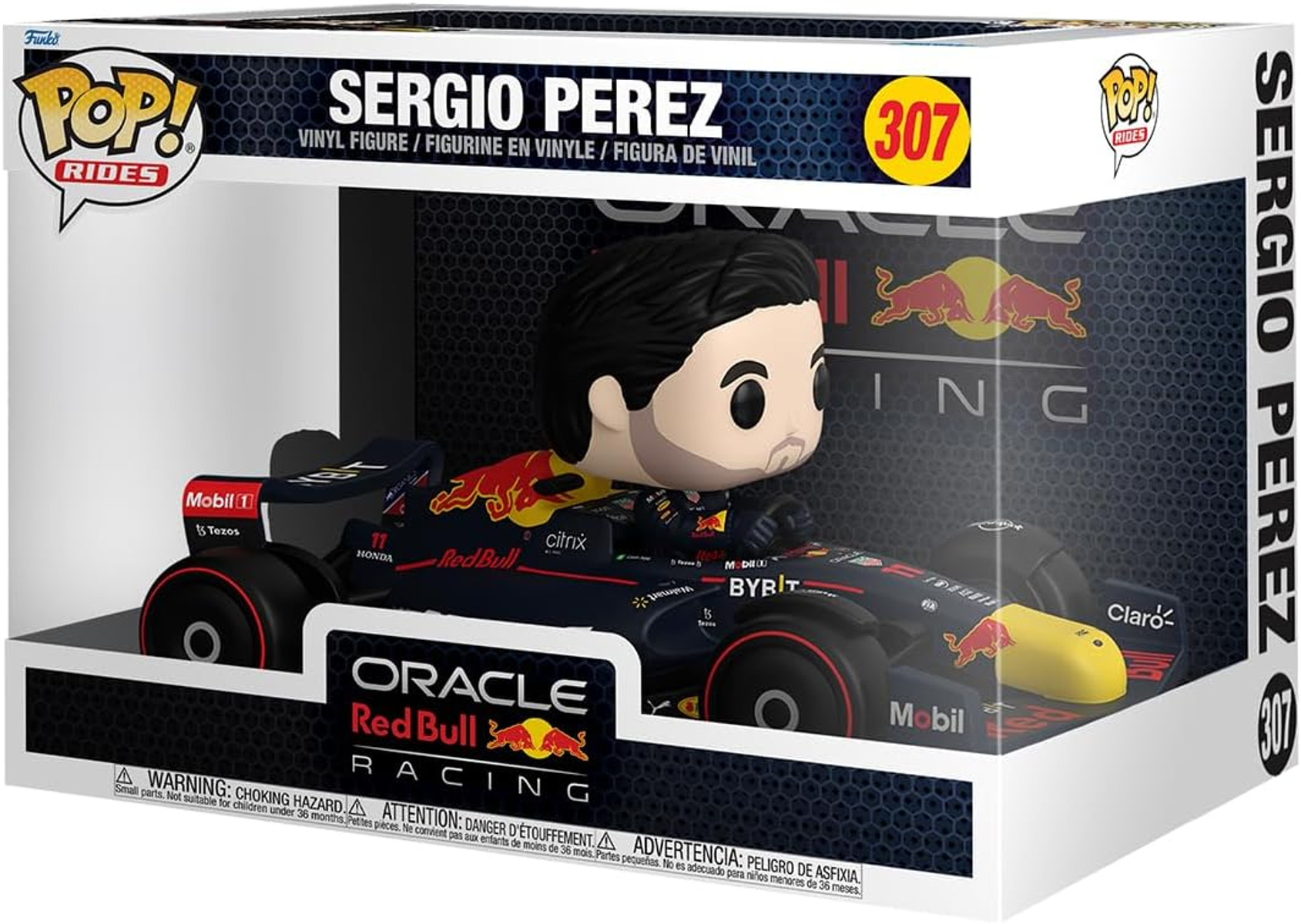 Una figura di Sergio Perez Funko Pop in una scatola di auto da corsa Red Bull. La figura è in un'auto da corsa.