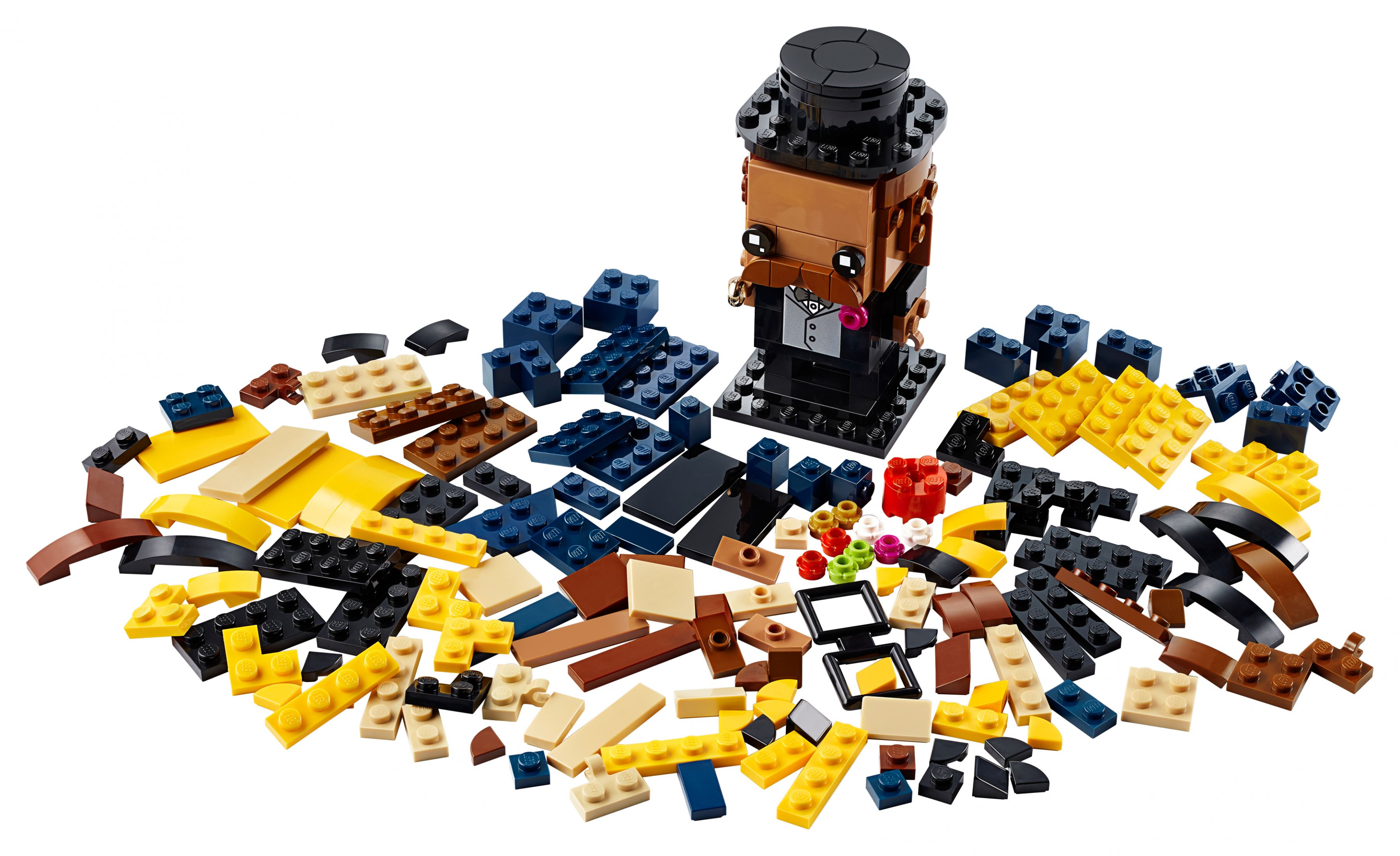 Ein Lego-Set mit einer kleinen Lego-Figur und vielen Lego-Steinen.