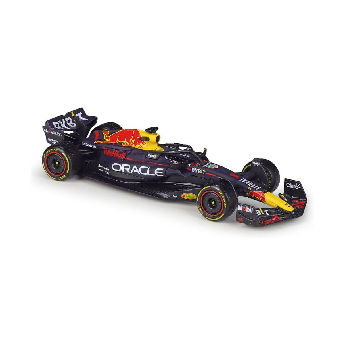 Ein Red Bull Formel-1-Auto. Mit roten und gelben Details und Sponsorenlogos. Isoliert auf weißem Hintergrund.