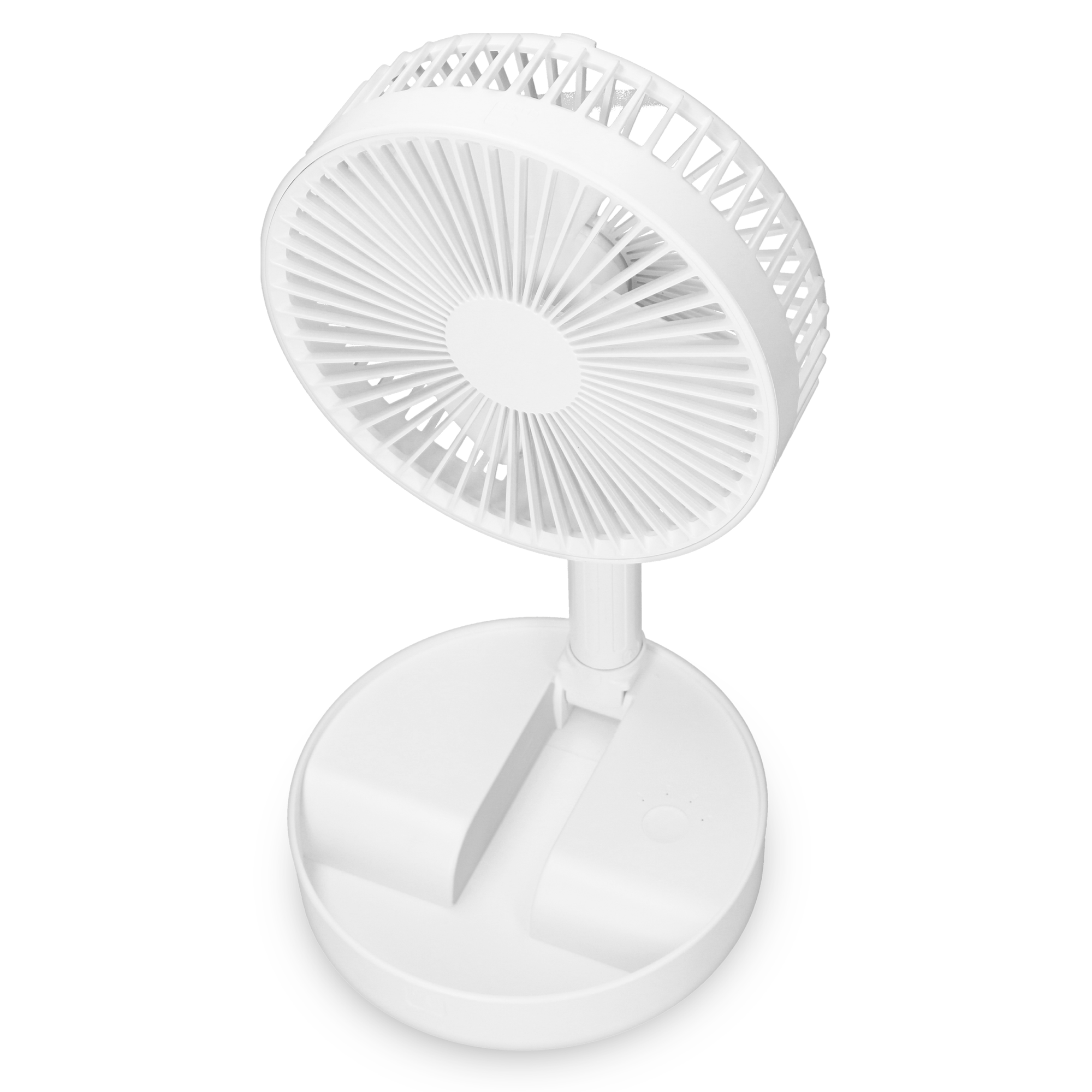 Weißer, faltbarer Schreibtischventilator. Erhöht auf einem Ständer. Weißer Hintergrund.