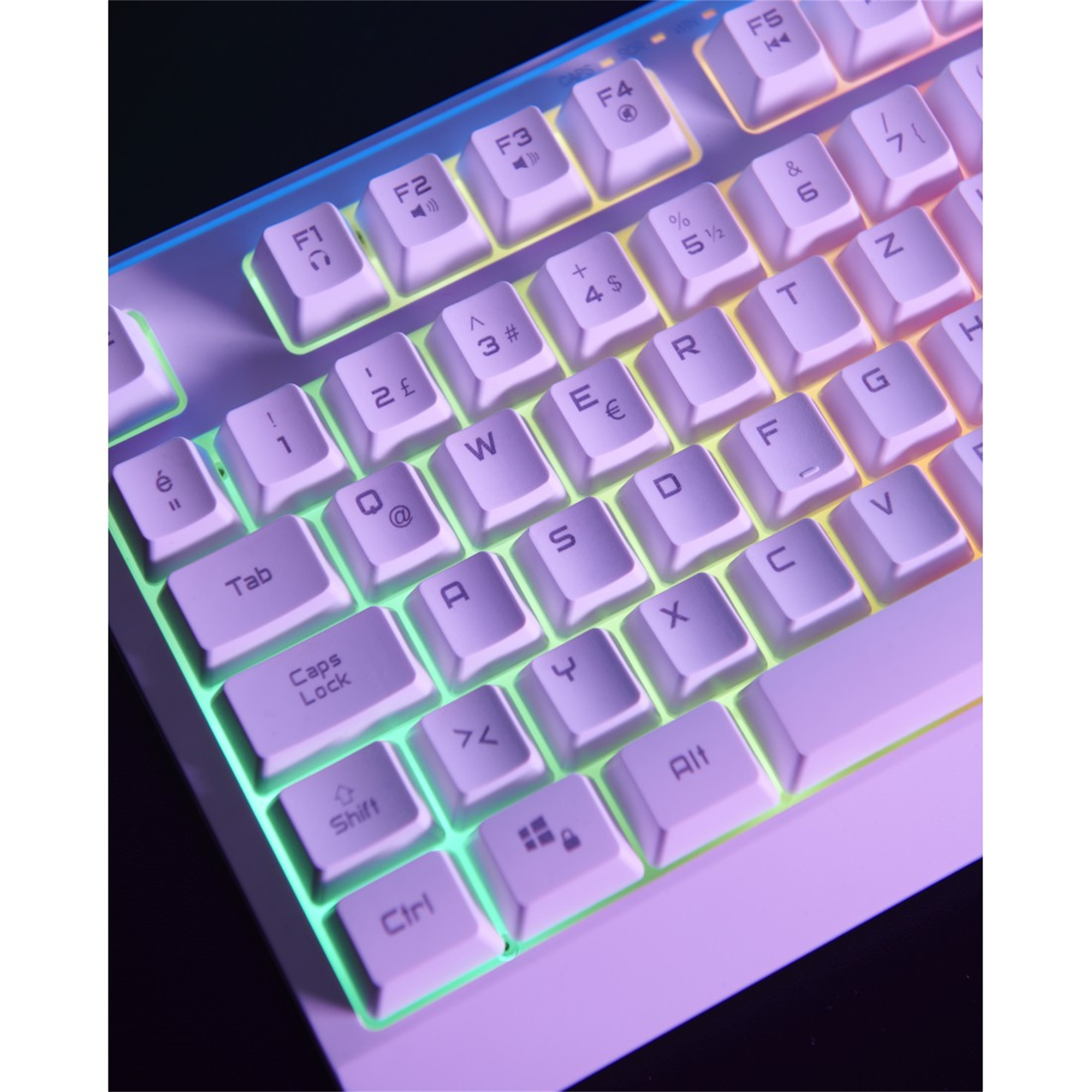 Weiße mechanische Tastatur mit beleuchteten Tasten. Die Tasten sind weiß mit heller Farbbeleuchtung.
