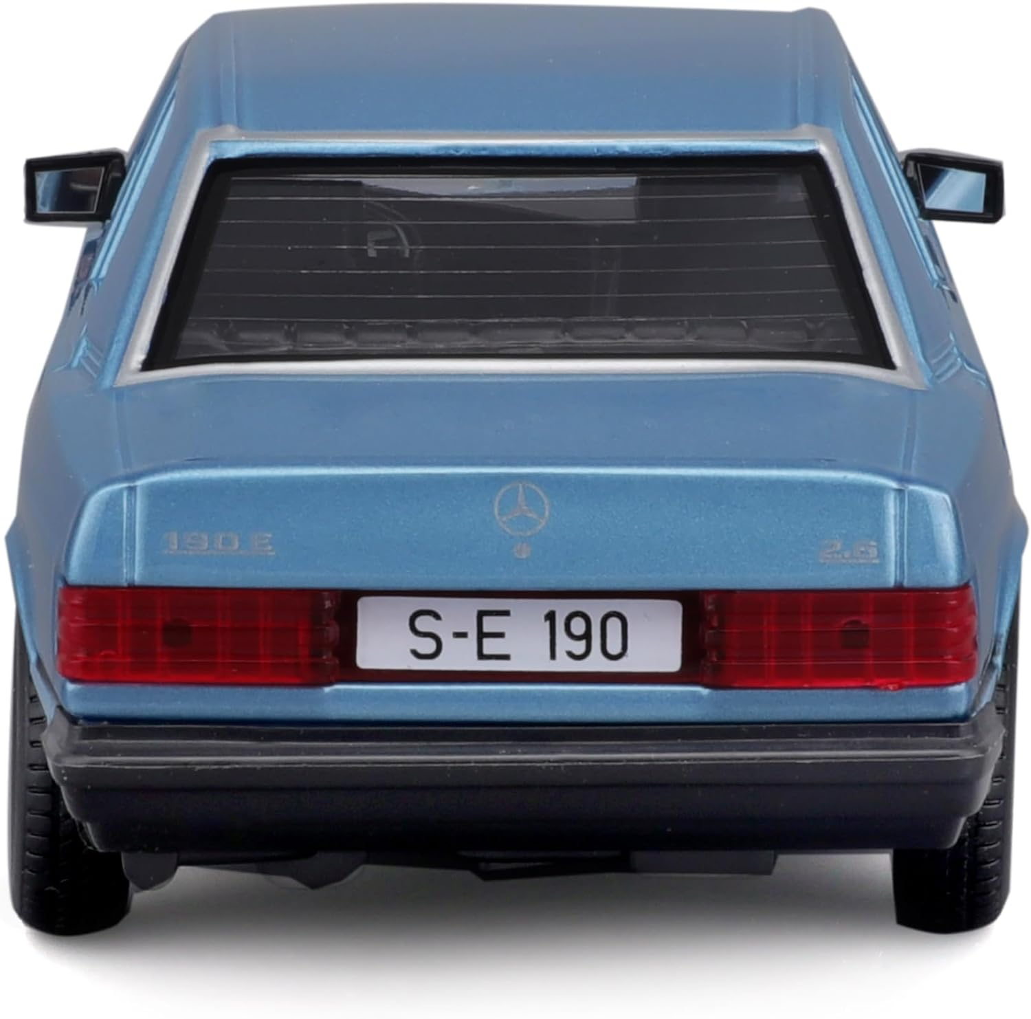 Niebieski zabawkowy samochód widziany z tyłu. Samochód ma czerwone światła tylne i tablicę rejestracyjną.