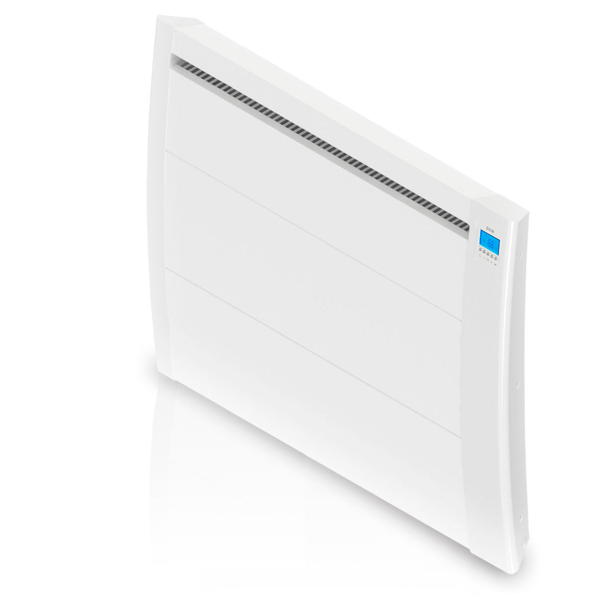 Un calefactor eléctrico blanco con pantalla digital y parte superior de listones sobre fondo blanco.