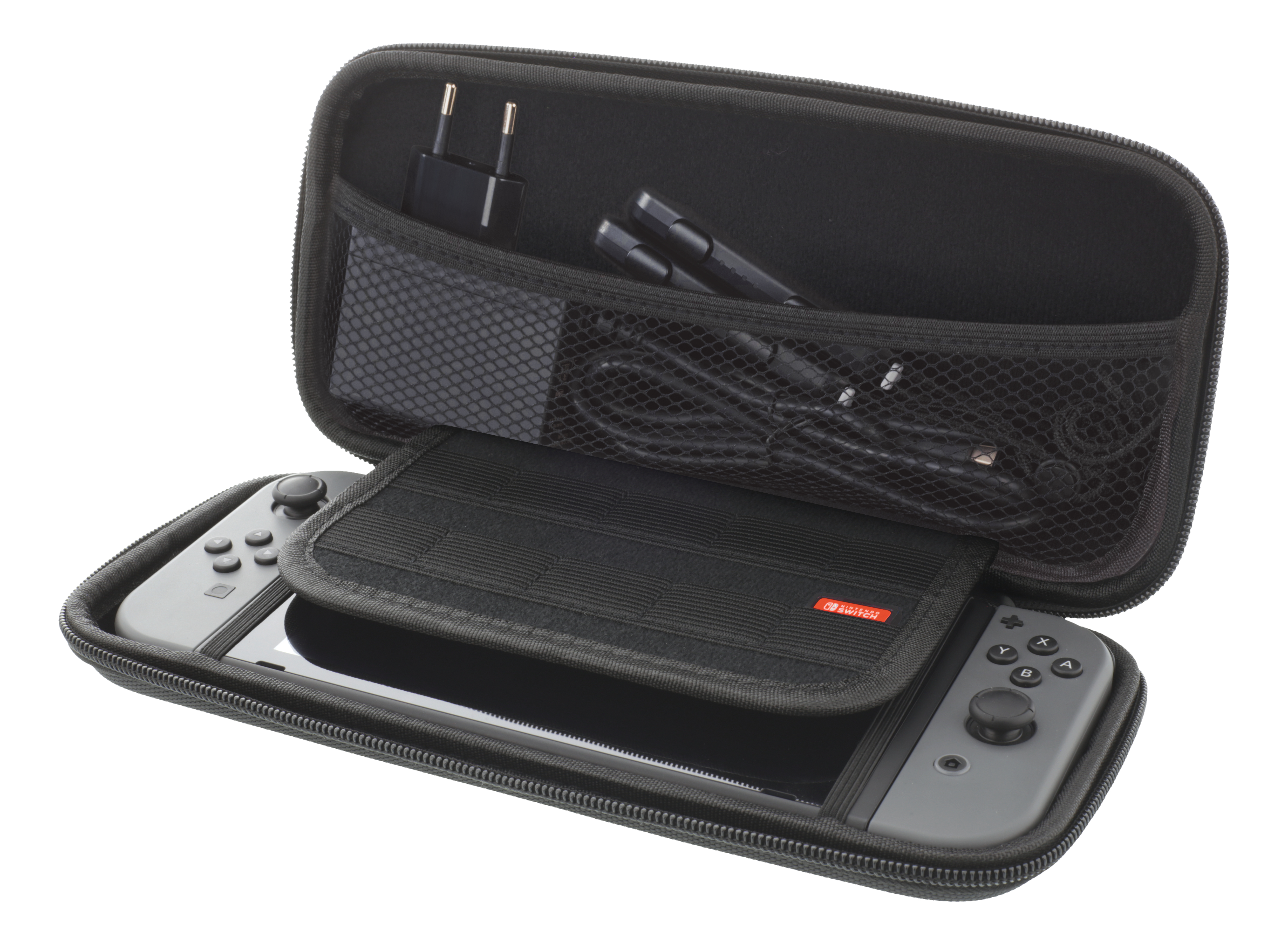 Schwarze Switch-Hülle, offen, mit Konsole und Zubehör.