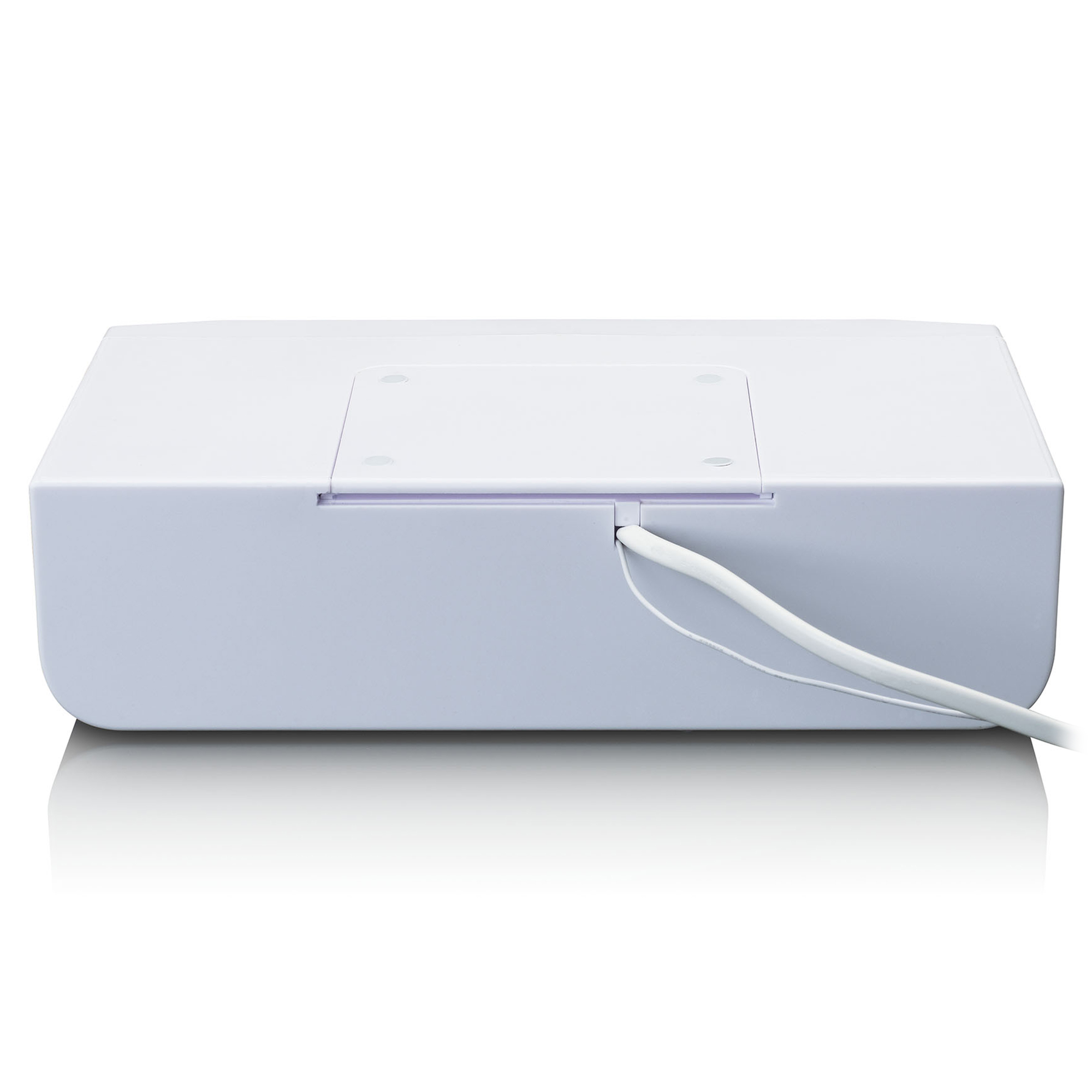 Białe prostokątne pudełko z białym kablem. Pudełko jest proste.