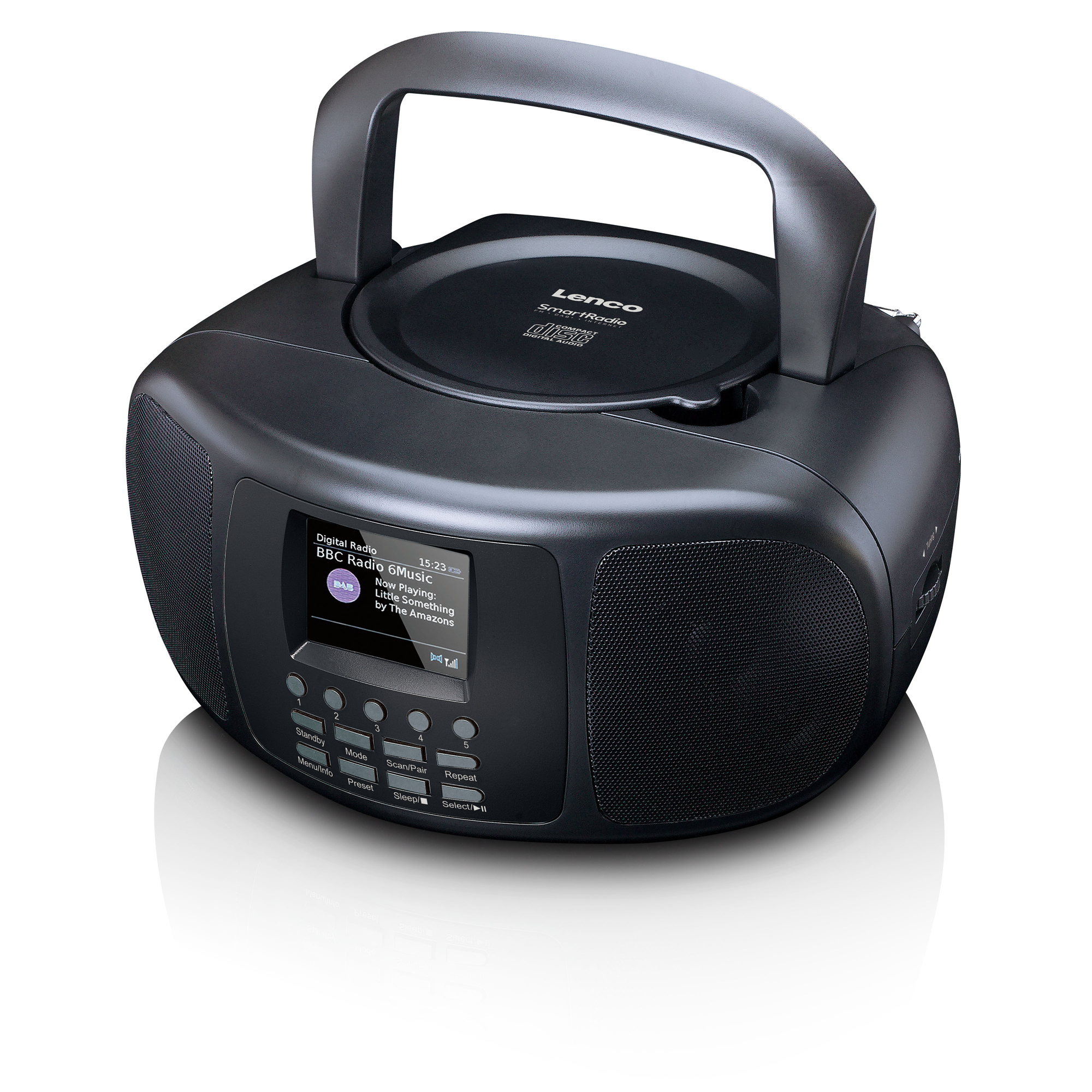 Czarny odtwarzacz CD Lenco Smart Radio z uchwytem, wyświetlaczem z informacjami radiowymi i przyciskami sterowania.