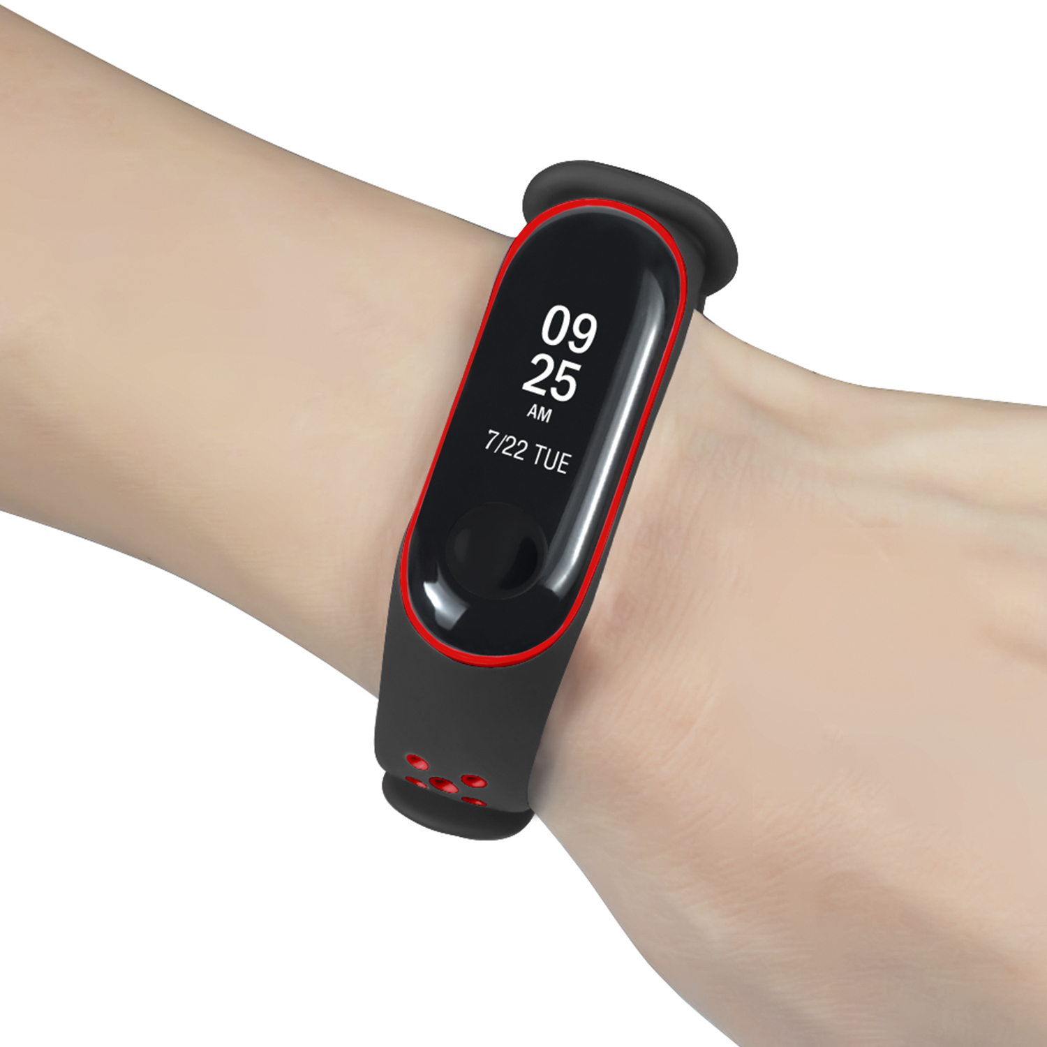 Polso con fitness tracker nero, accento rosso. Visualizza data, ora. Cinturino nero.