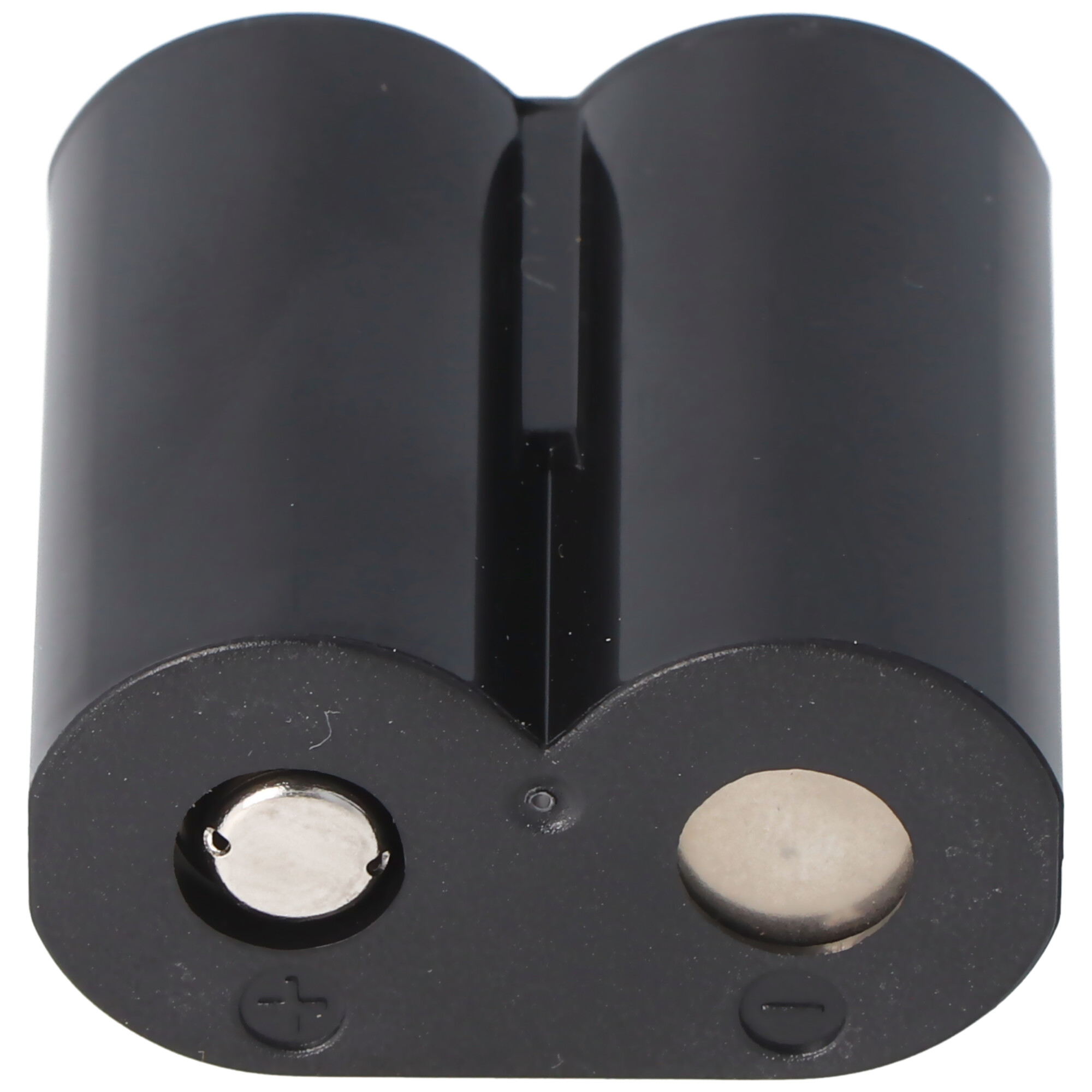 Czarny uchwyt na baterie z dwoma cylindrycznymi sekcjami. Widoczne oznaczenia plus i minus.