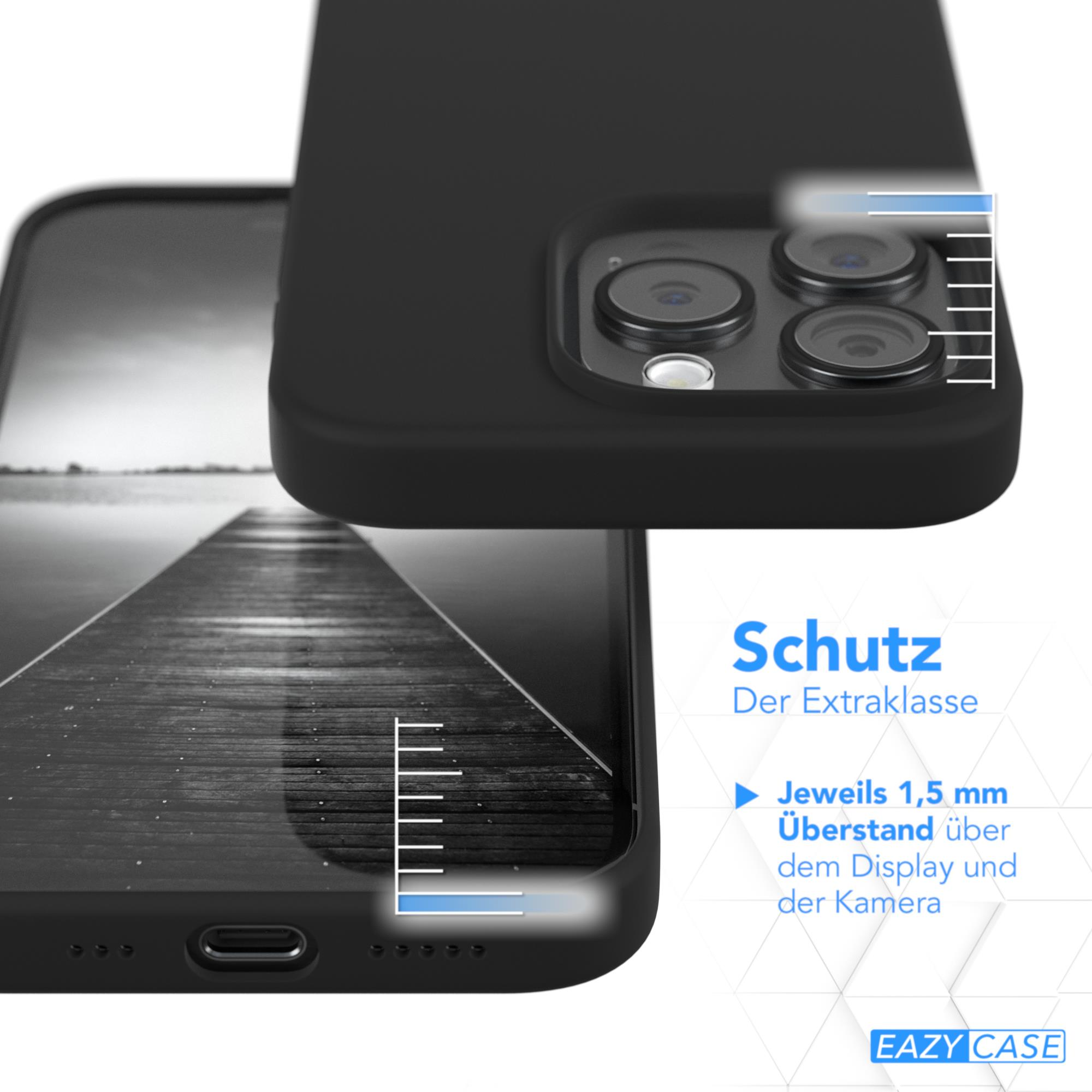 Schwarze Handyhülle auf einem Telefon. Die Hülle hat einen Kameraausschnitt.