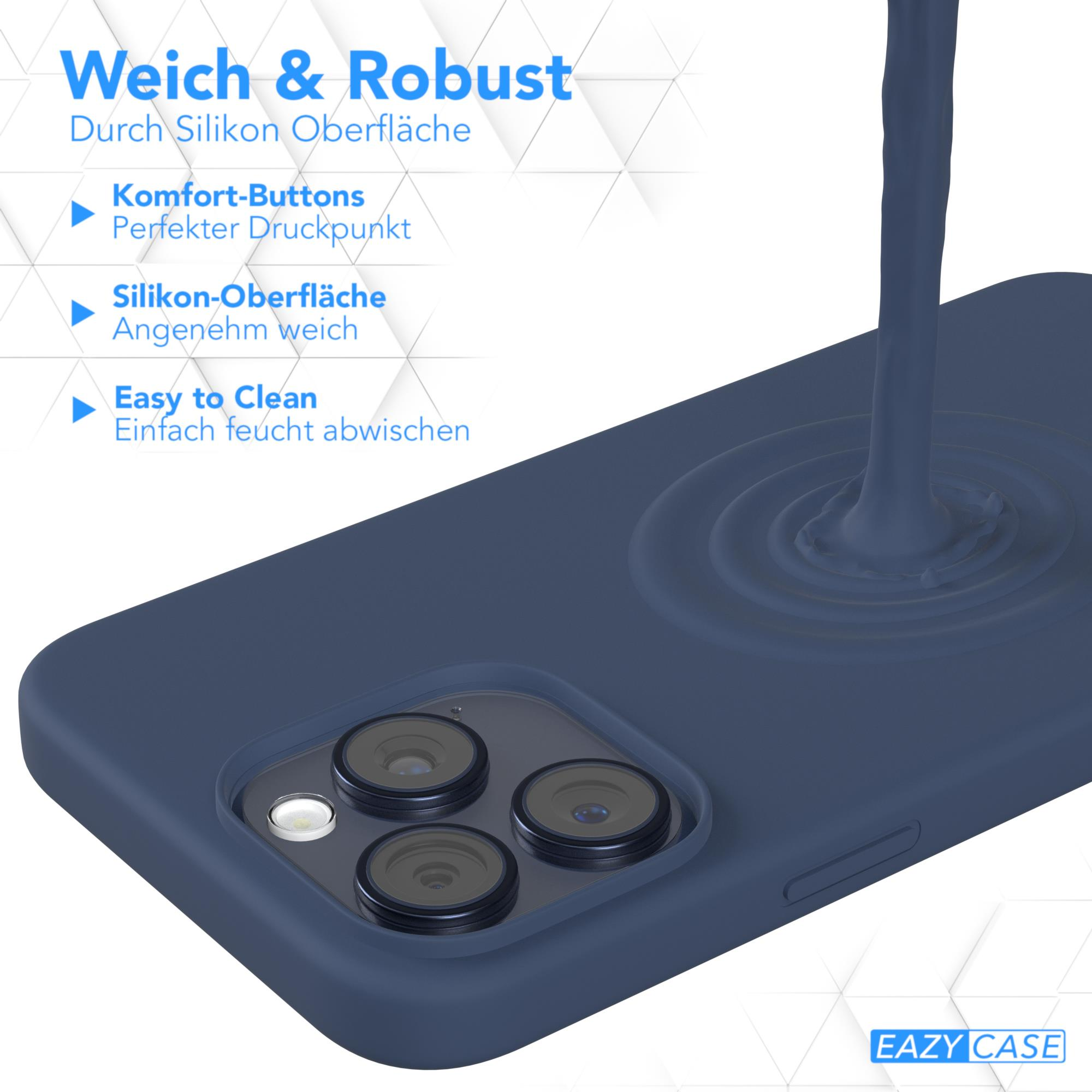 Marineblaue Handyhülle mit Telefon. Eine blaue Flüssigkeit wird auf die Hülle gegossen.