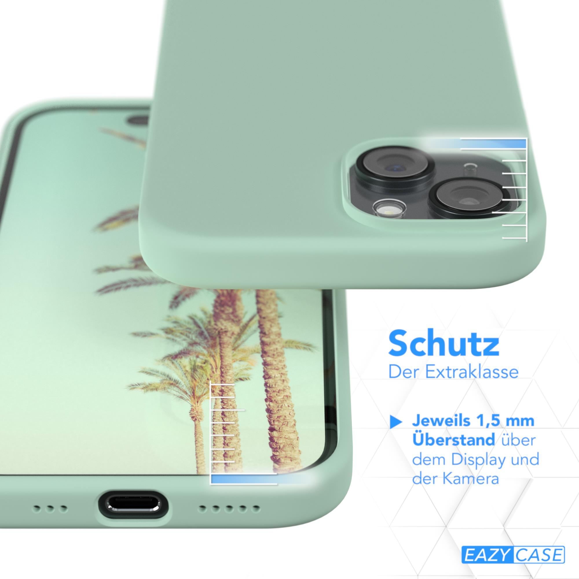 Telefonhülle mit Telefon im Inneren. Nahaufnahme. Details zum Schutz und Kamerabereich.