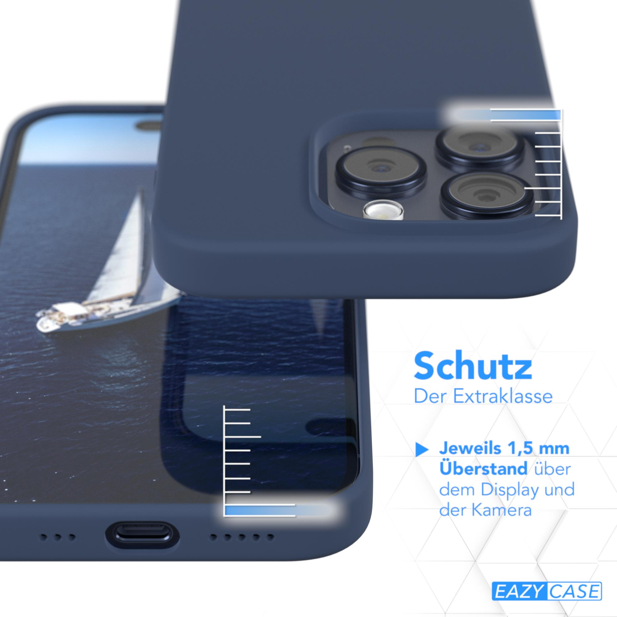 Nahaufnahme einer blauen Handyhülle auf einem Smartphone. Die Hülle umschließt das Telefon, mit Messungen gezeigt.