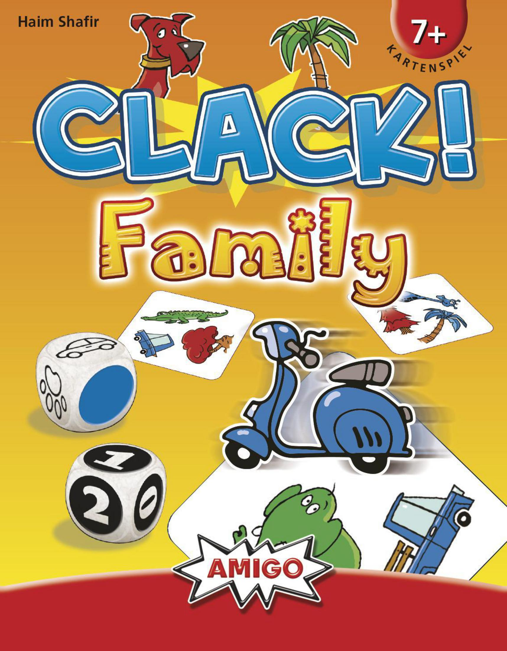 Das Spiel Clack! Familie. Würfel, ein Roller und Karten liegen auf dem Tisch.